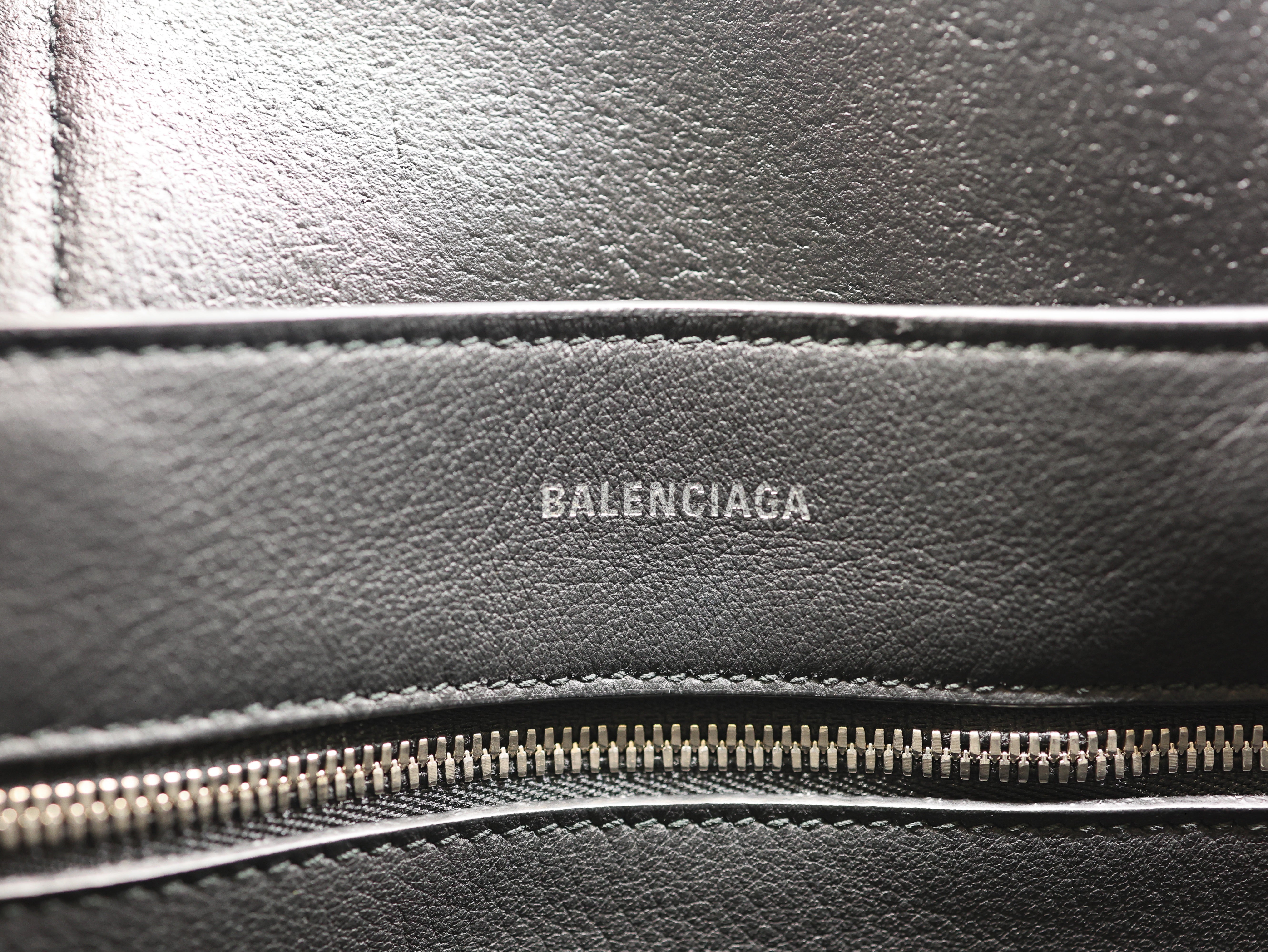 Balenciaga Eveyday Cabas leather tote