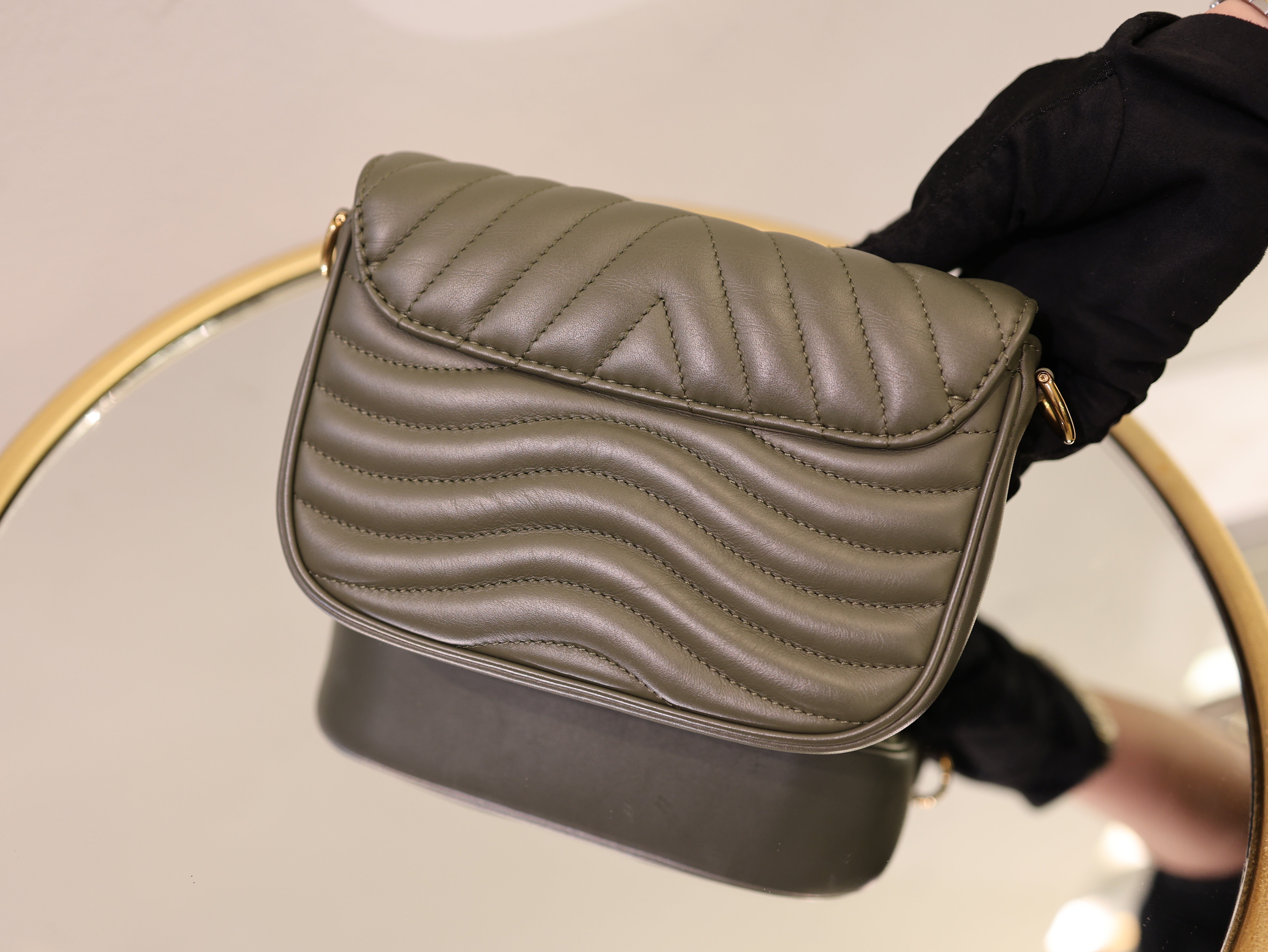 Louis Vuitton Green Khaki Leather Multi Pochette New Wave Bag