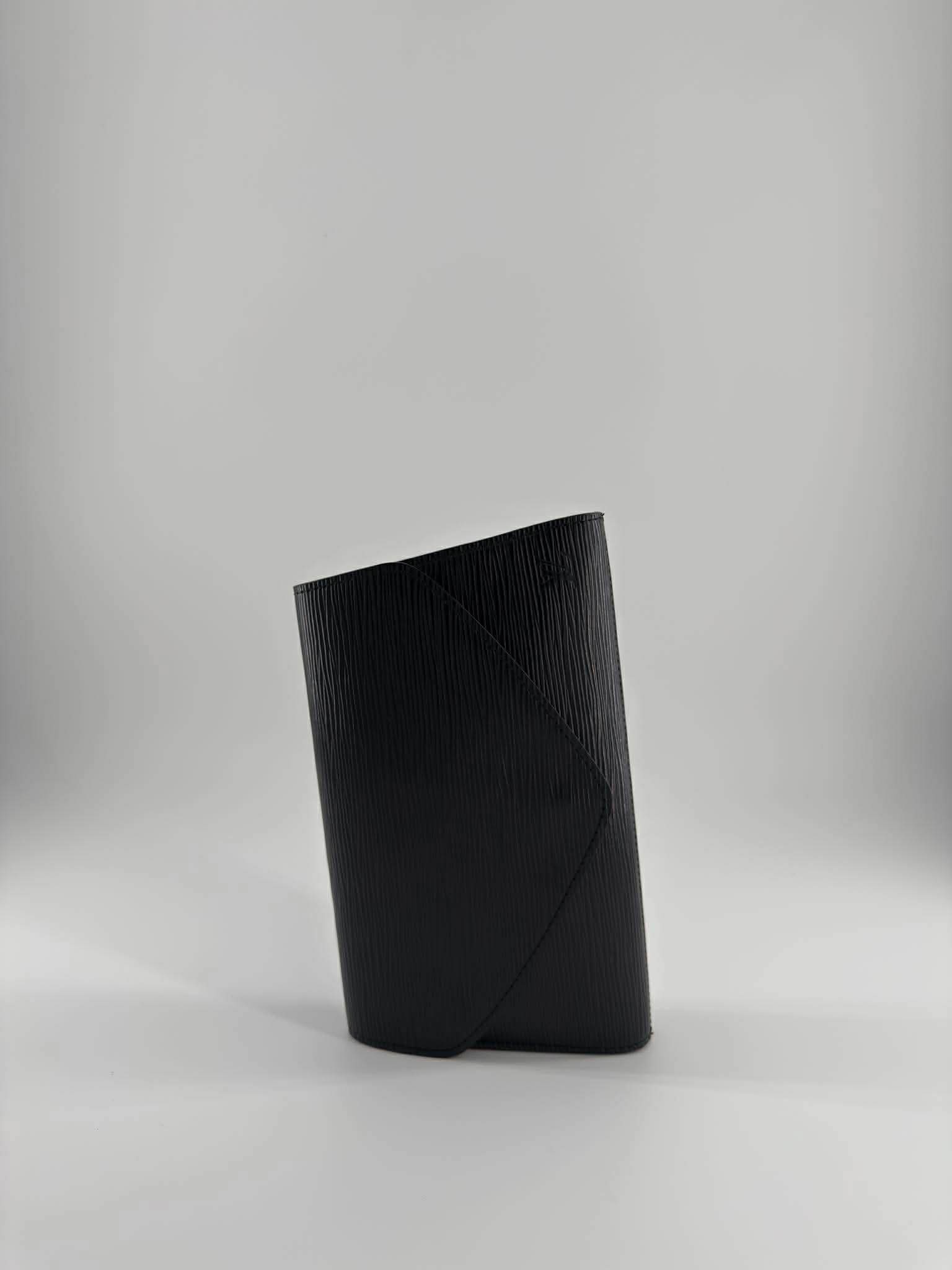 Louis Vuitton Pouch Epi black