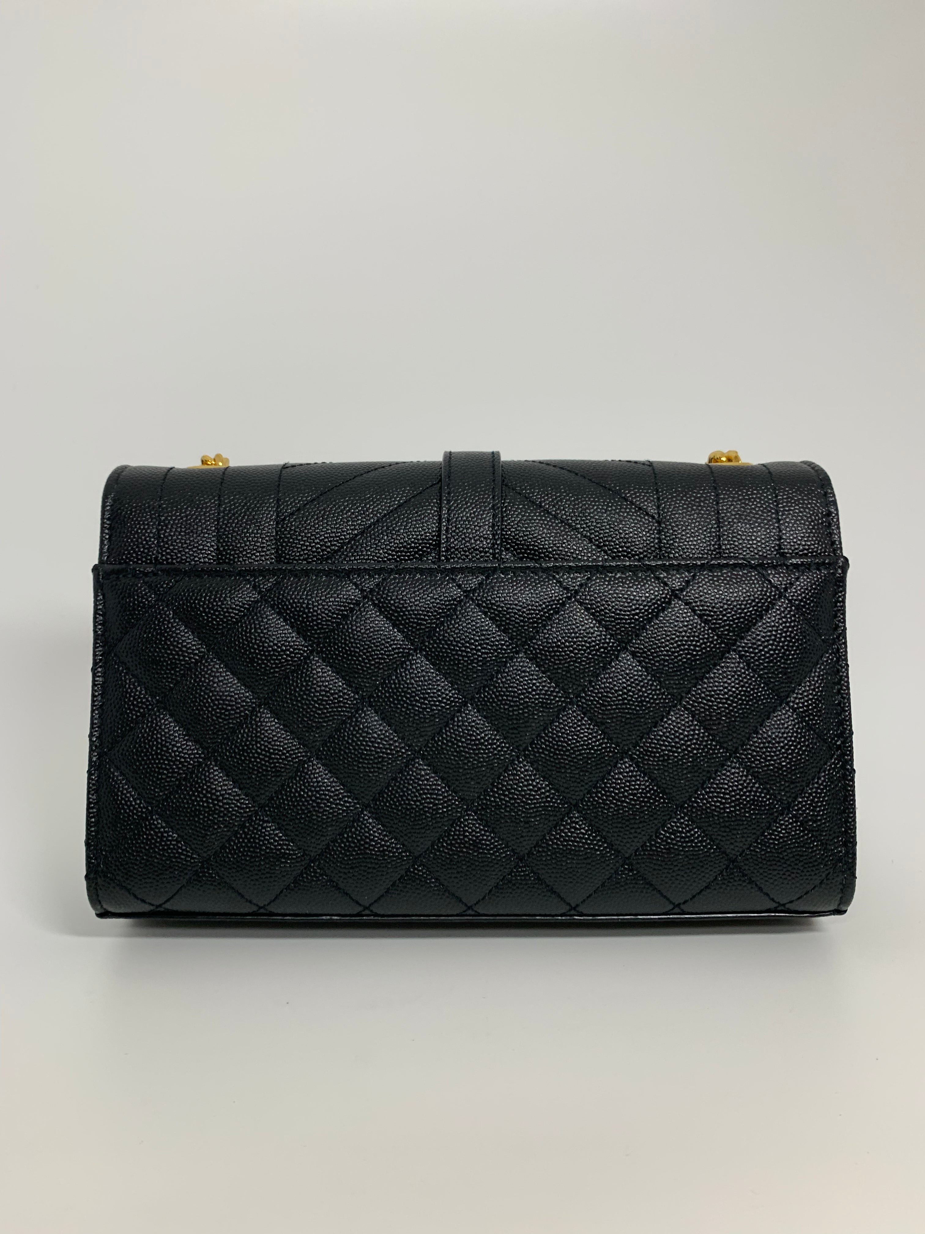 Saint Laurent Envelope Small Bag
Grain de Poudre Black