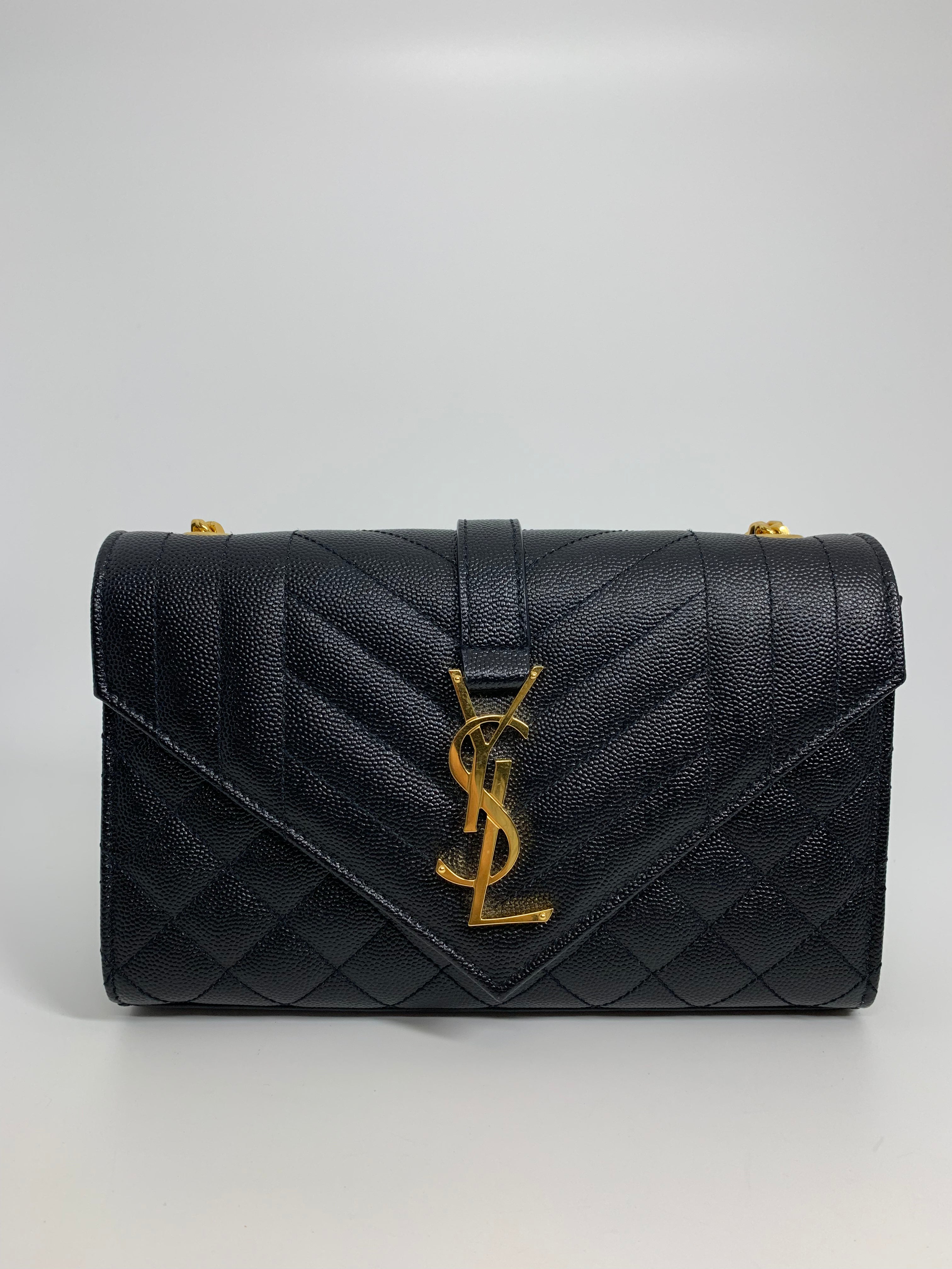 Saint Laurent Envelope Small Bag
Grain de Poudre Black