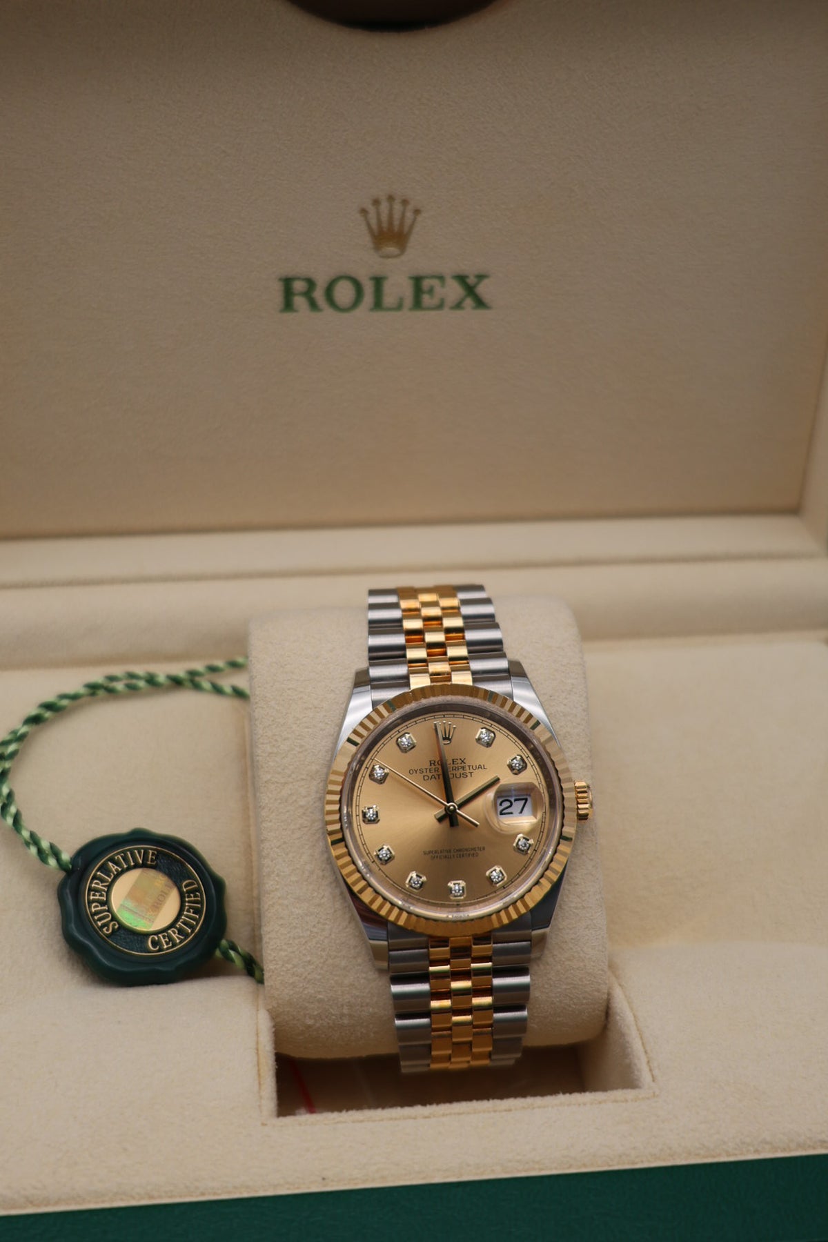 Rolex Datejust Two-Toned YellowGold fluted bezel 36mm jubilee bracelet