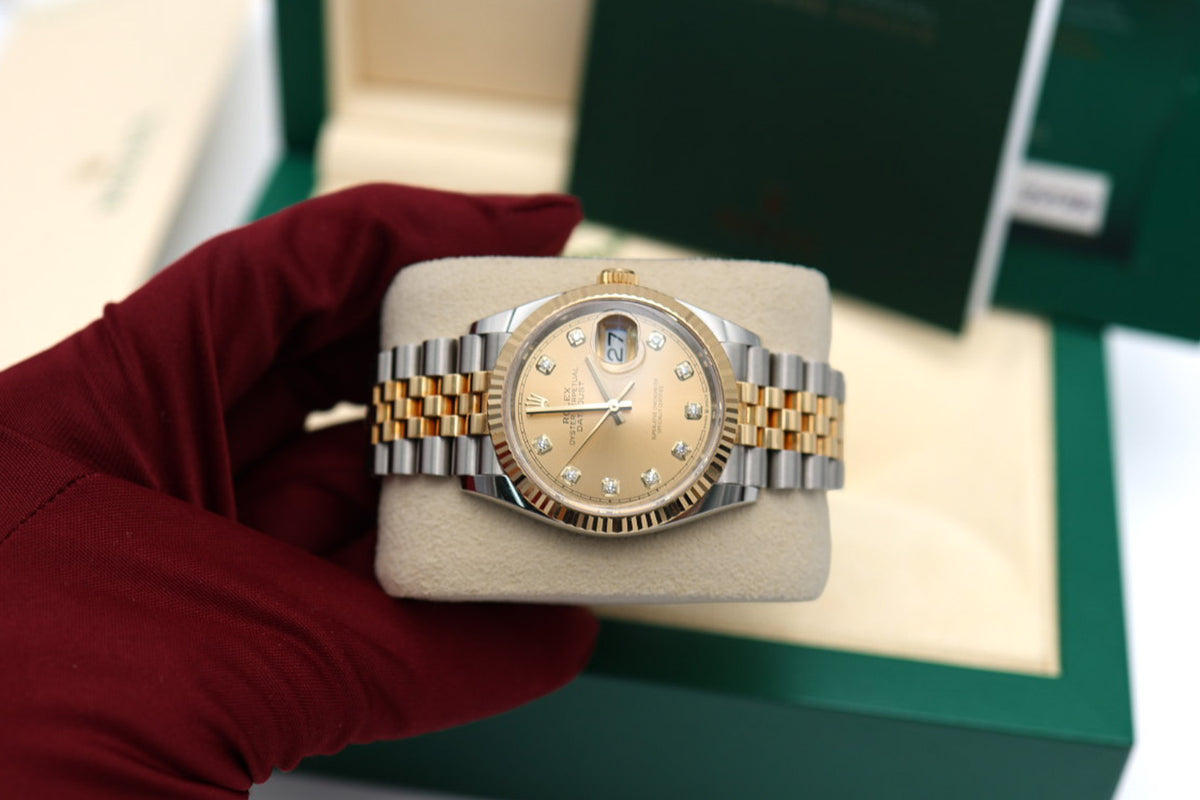 Rolex Datejust Two-Toned YellowGold fluted bezel 36mm jubilee bracelet