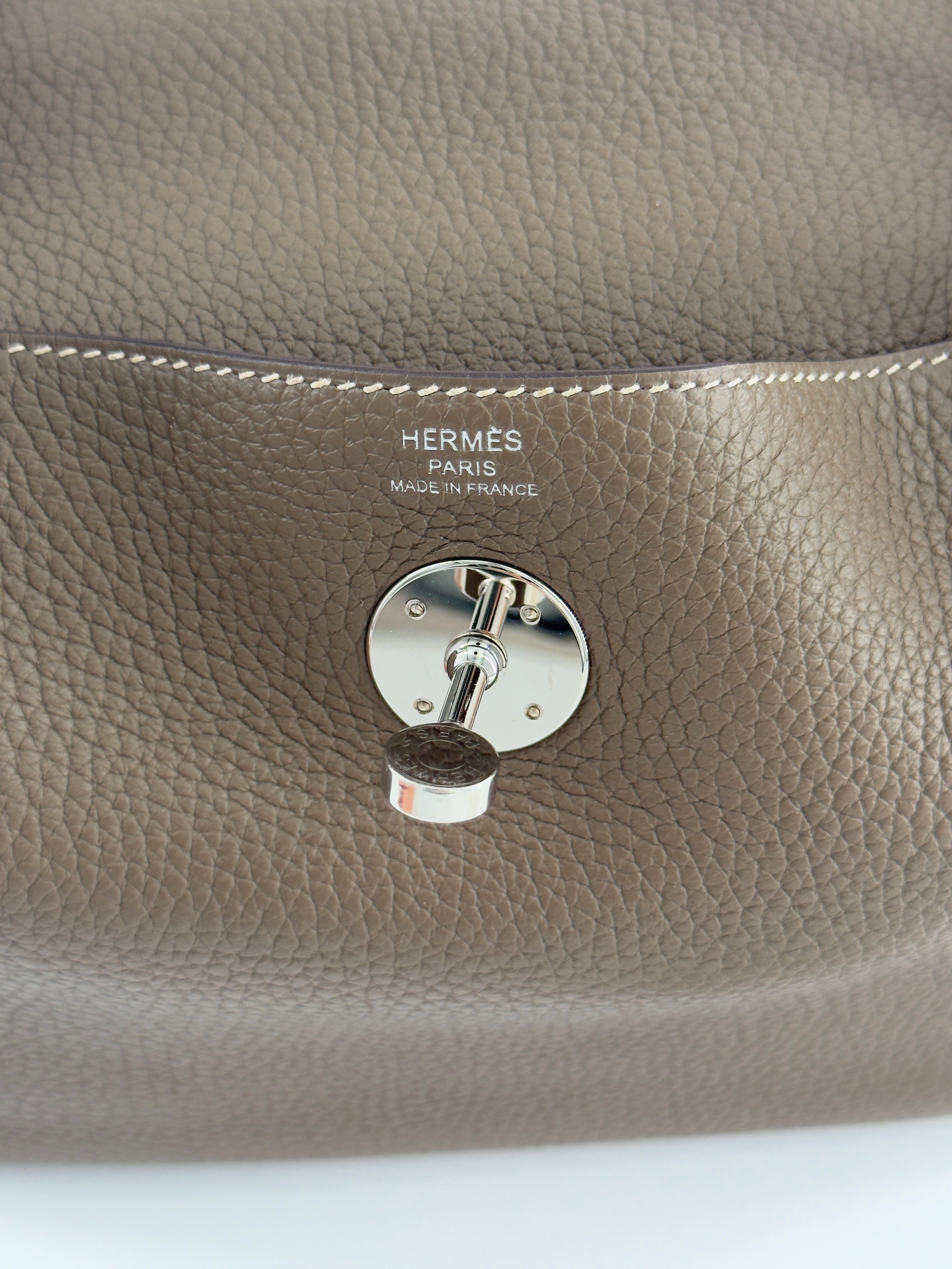 Hermes Lindy 26 shoulder bag Etoupe Clemence leather with palladium hardware