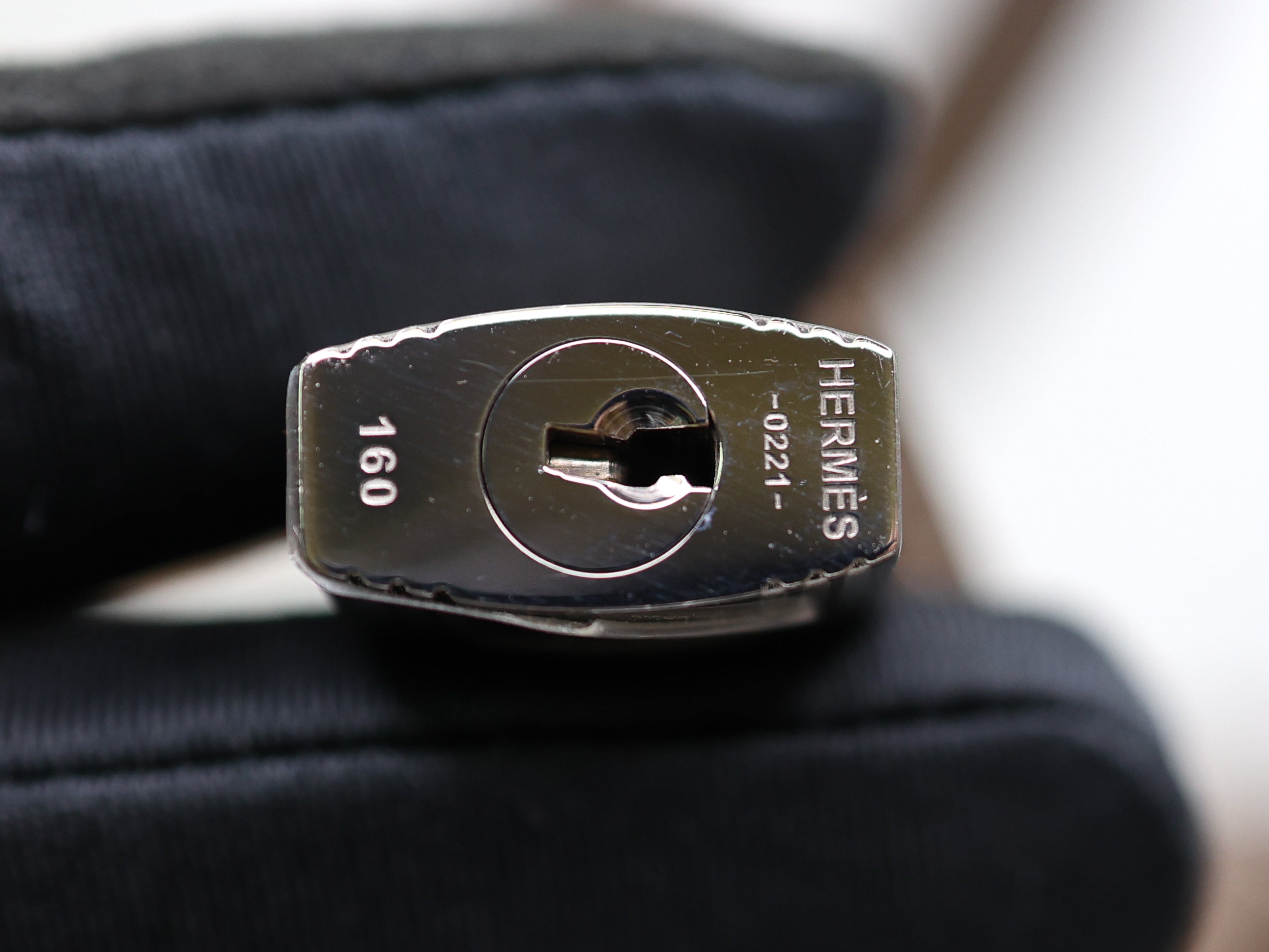 Hermes Taurillon Clemence Picotin Lock 26 GM Etoupe
