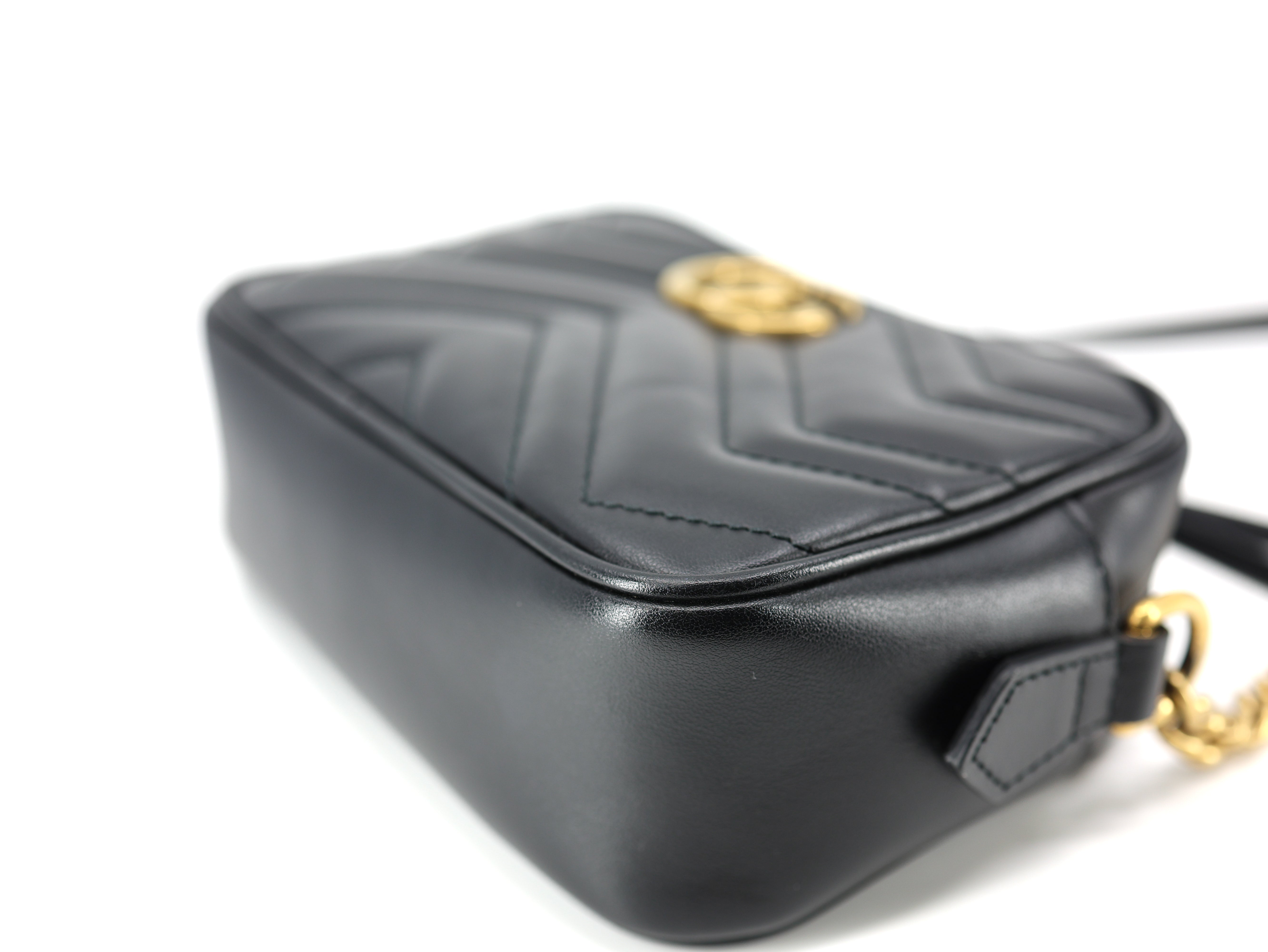 Gucci GG Marmont Mini Calfskin Matelasse Shoulder Bag Black