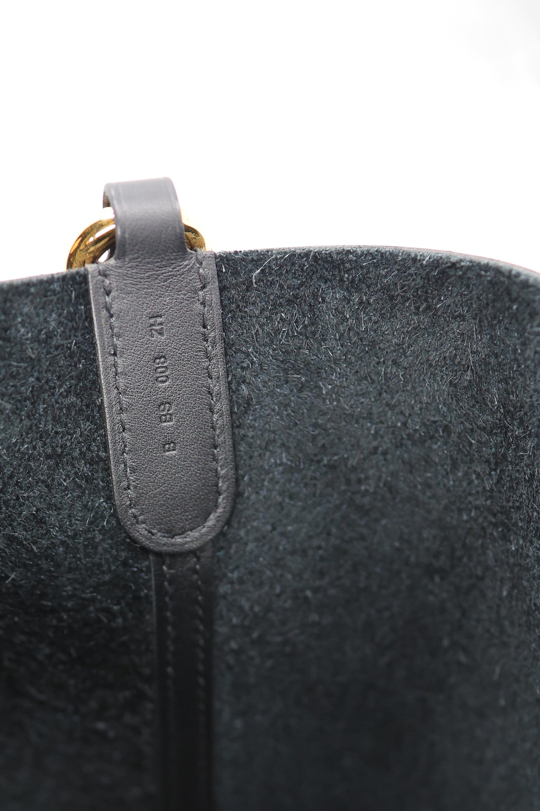 Hermès In-The-Loop 18 Black Clemence and Swift Gold Hardware