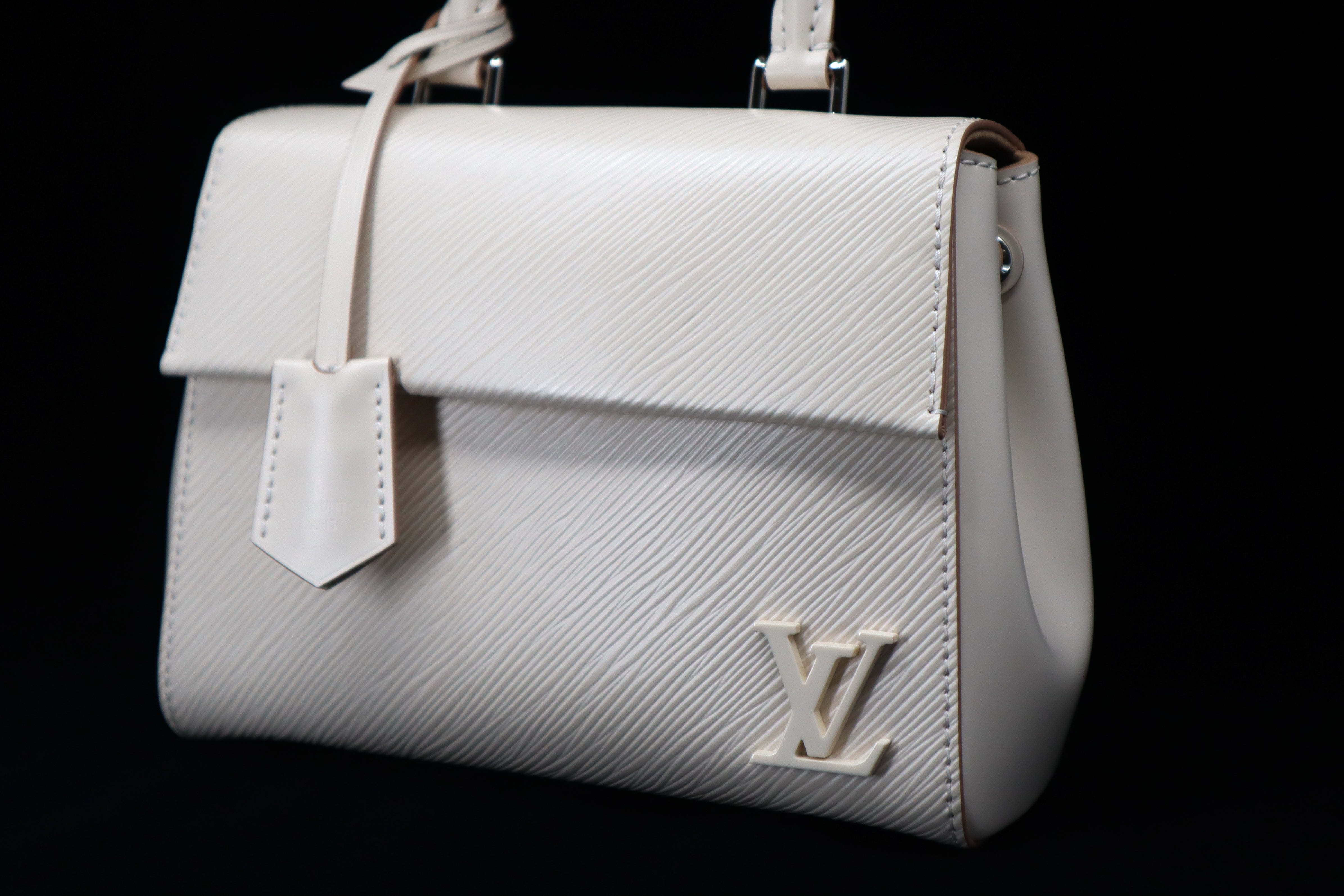 Louis Vuitton Cluny Mini Epi Leather (Quartz)