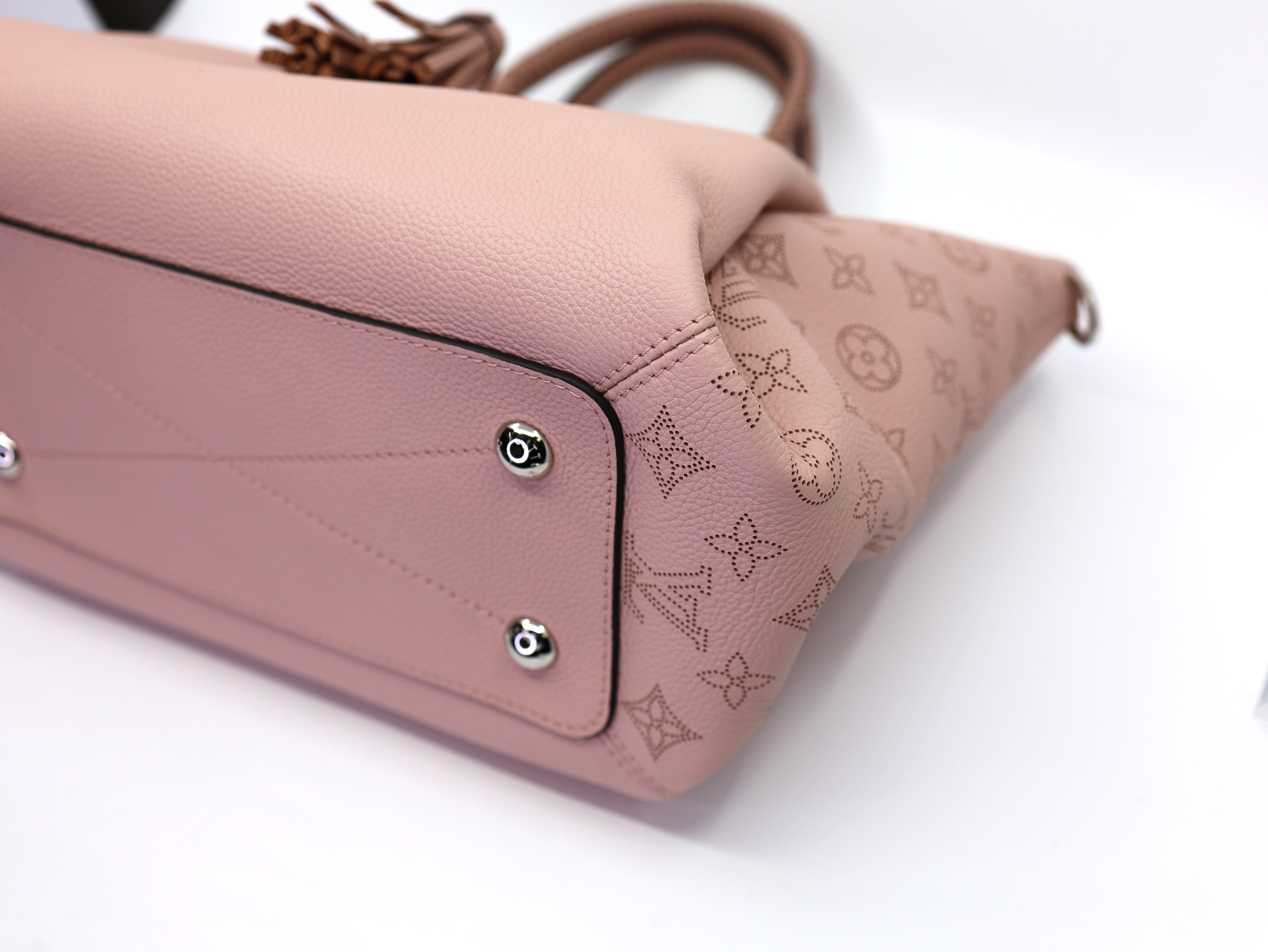 Louis Vuitton Mahina Haumea Magnolia