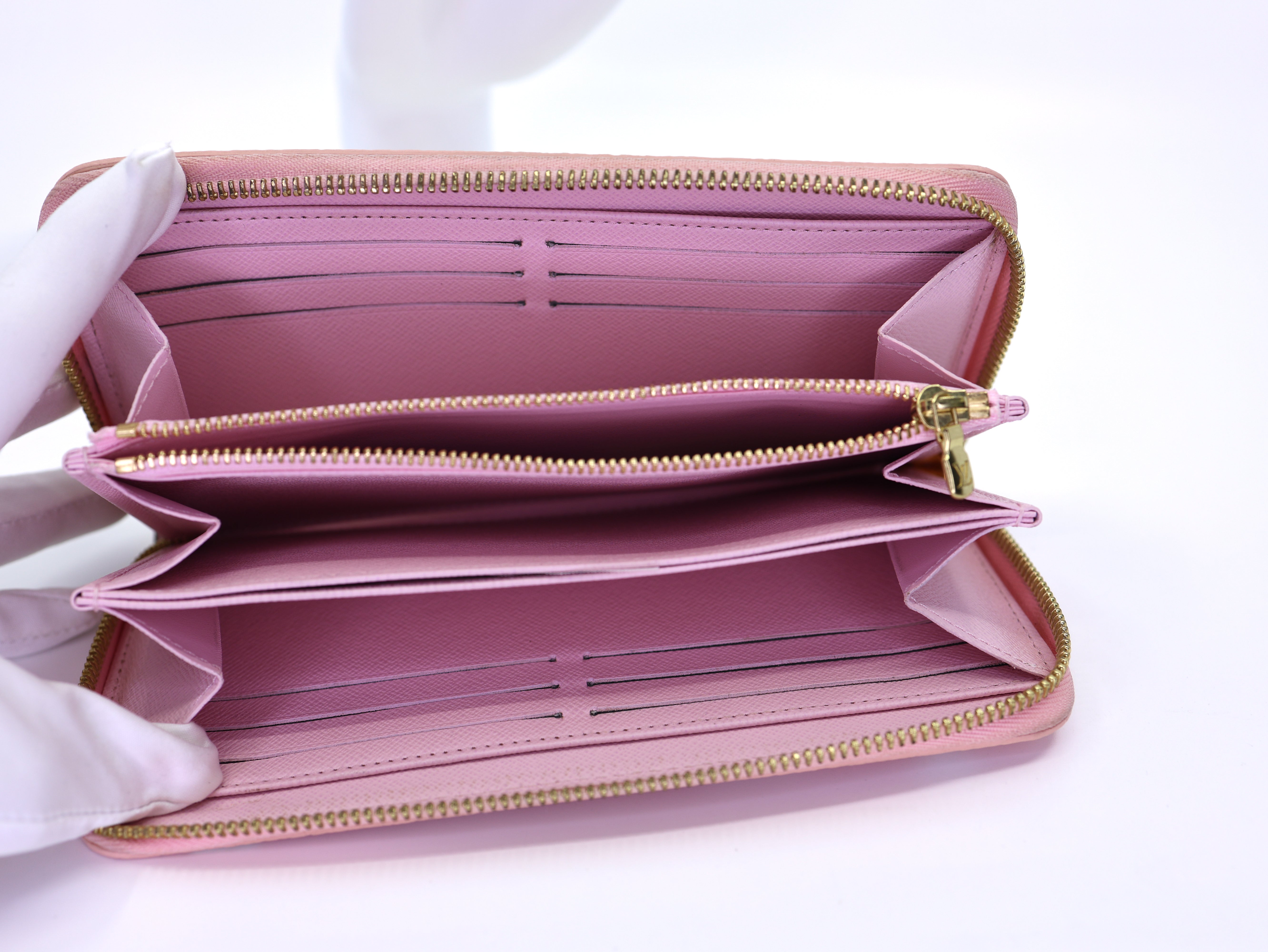 Louis Vuitton Monogram Giant By The Pool Zippy Wallet Light Pink