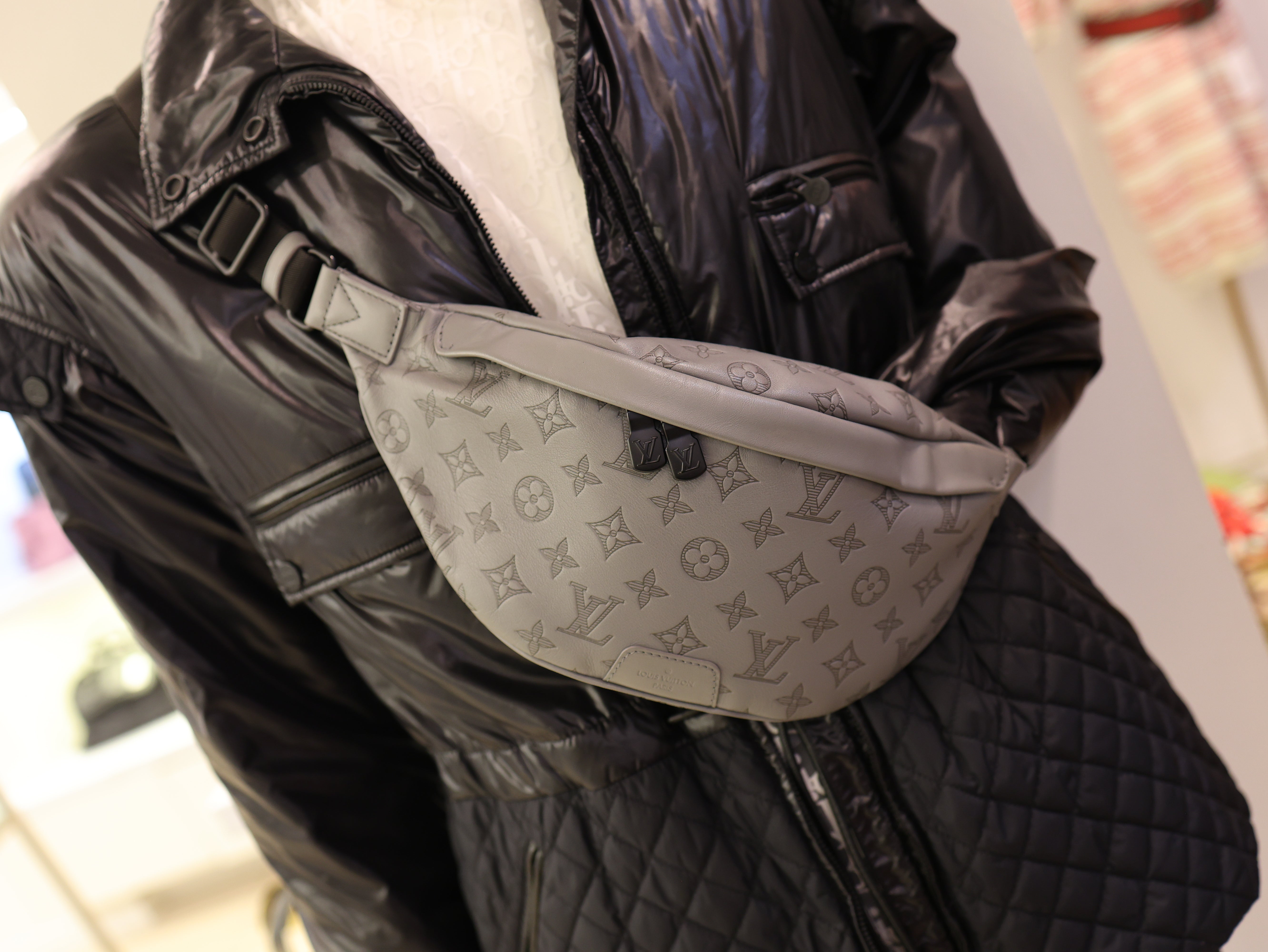 Louis Vuitton Calfskin Monogram Shadow Discovery Bumbag PM