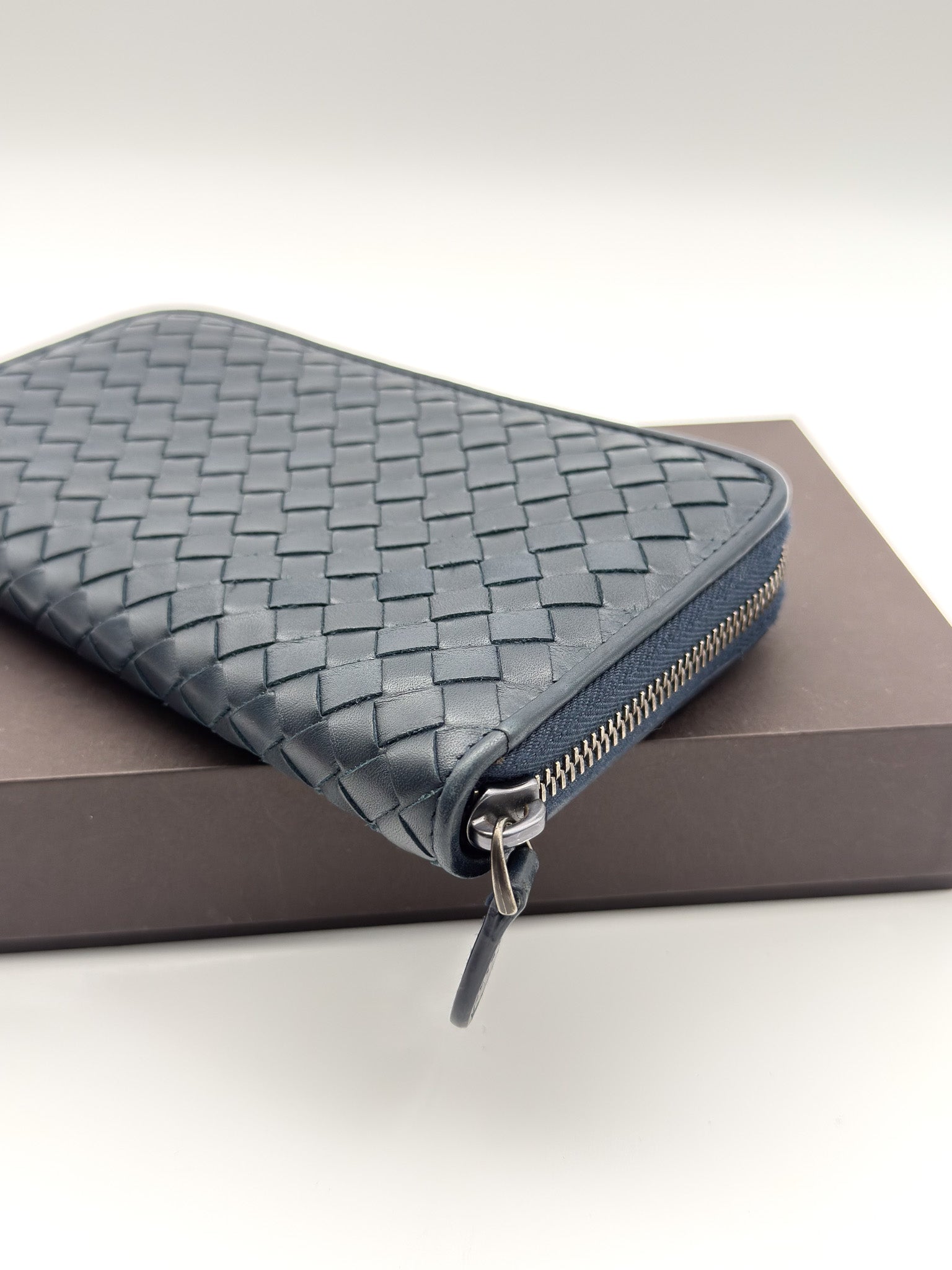 Bottega Veneta Intrecciato Woven Leather Zip-Around Wallet
