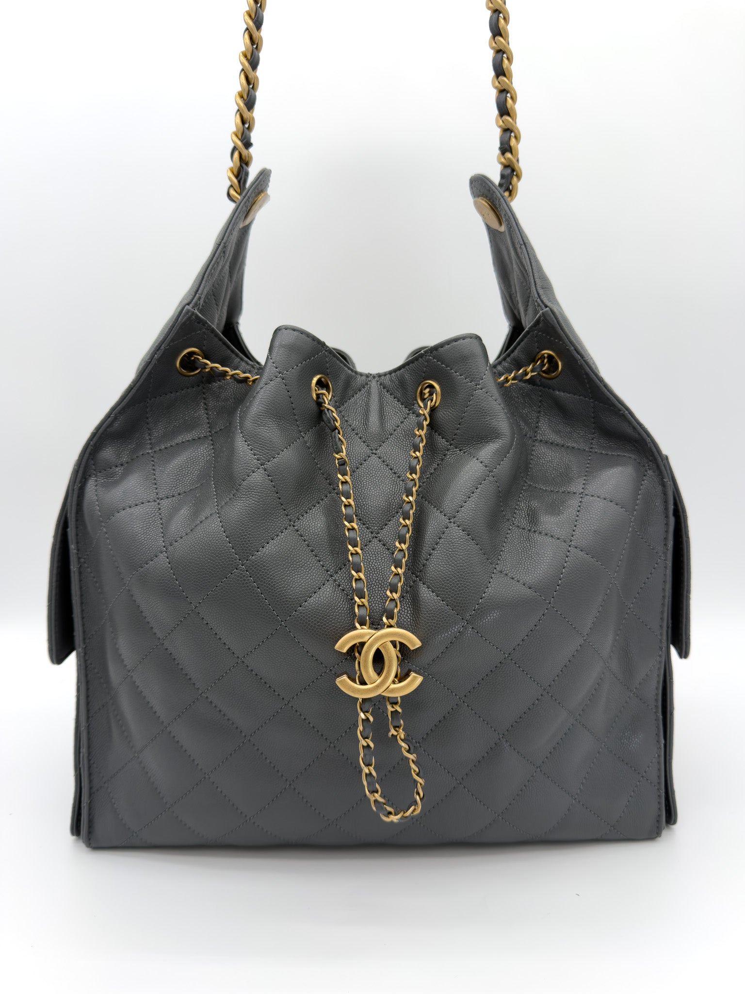 Chanel 25 Medium hobo Bag Dark Grey Caviar GHW