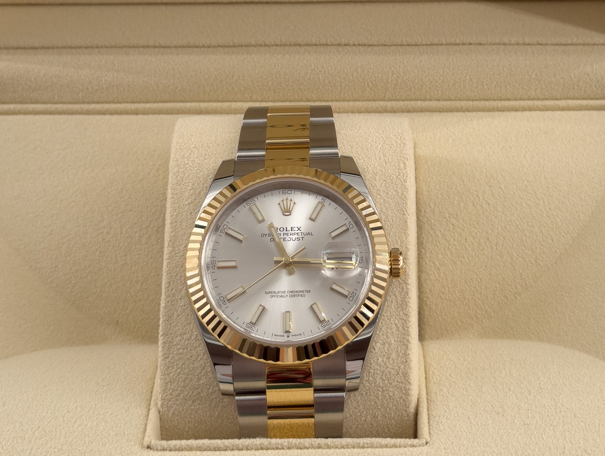 Rolex Datejust 41 Steel Yellow Gold Silver Dial Oyster 126333