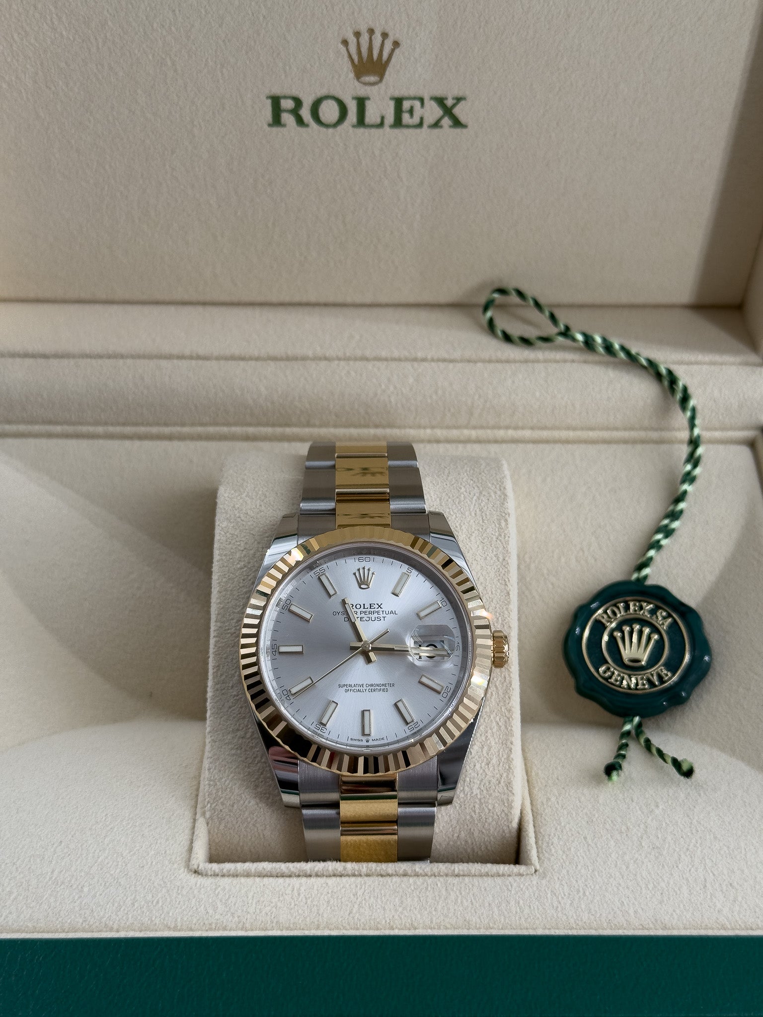 Rolex Datejust 41 Steel Yellow Gold Silver Dial Oyster 126333