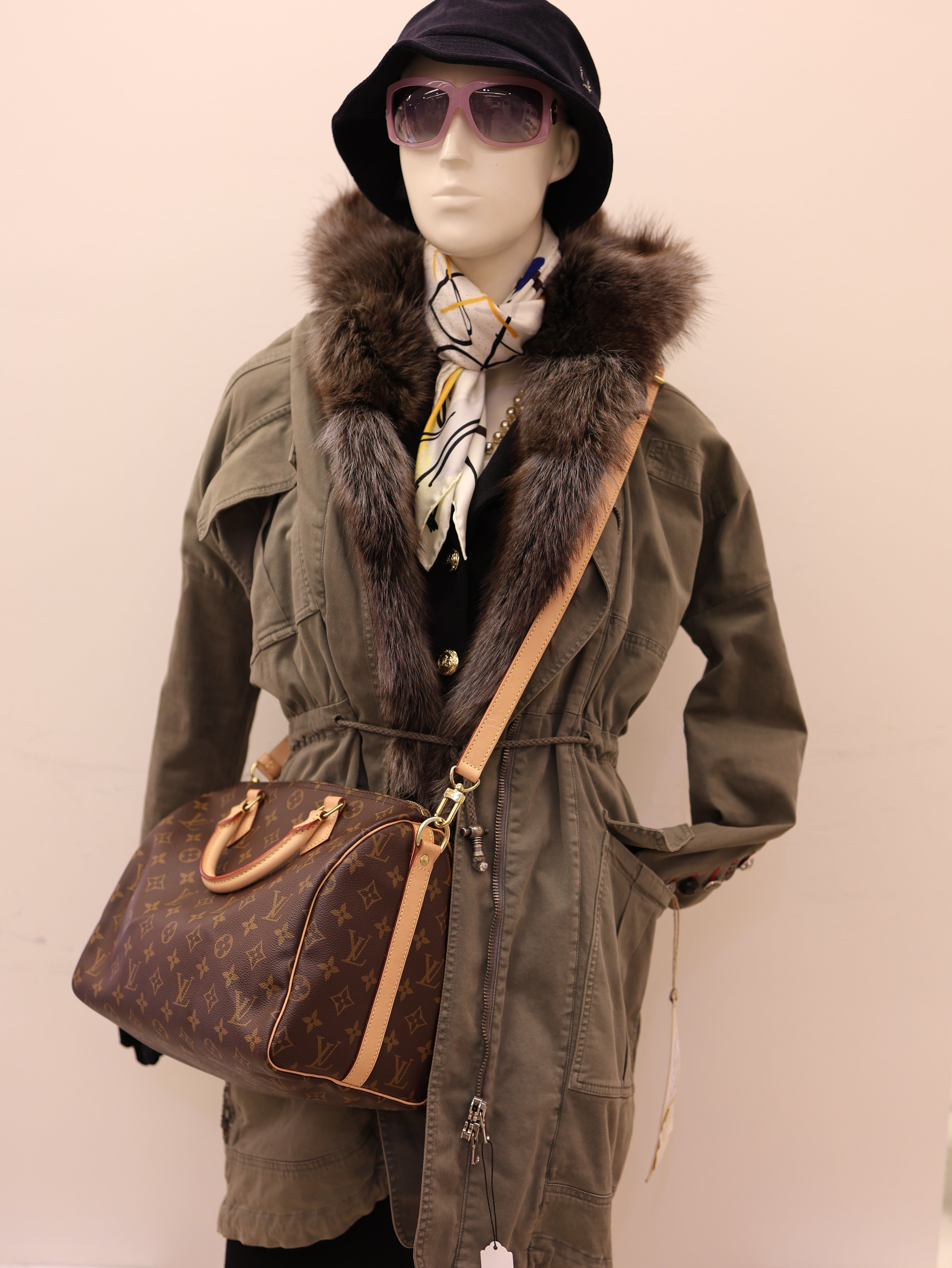 Louis Vuitton Monogram Speedy Bandouliere 30