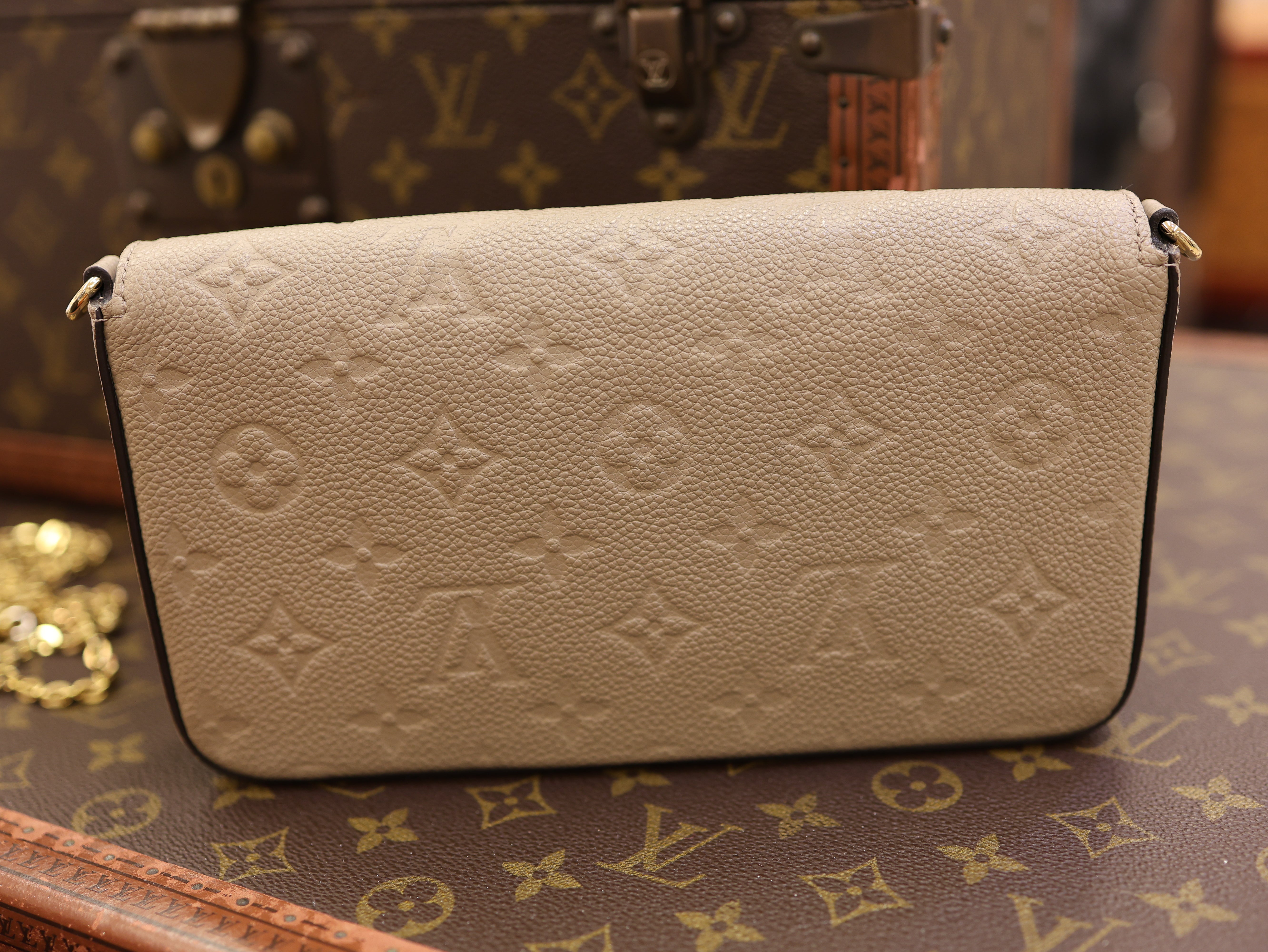 Louis Vuitton Empreinte Pochette Felicie Chain Wallet