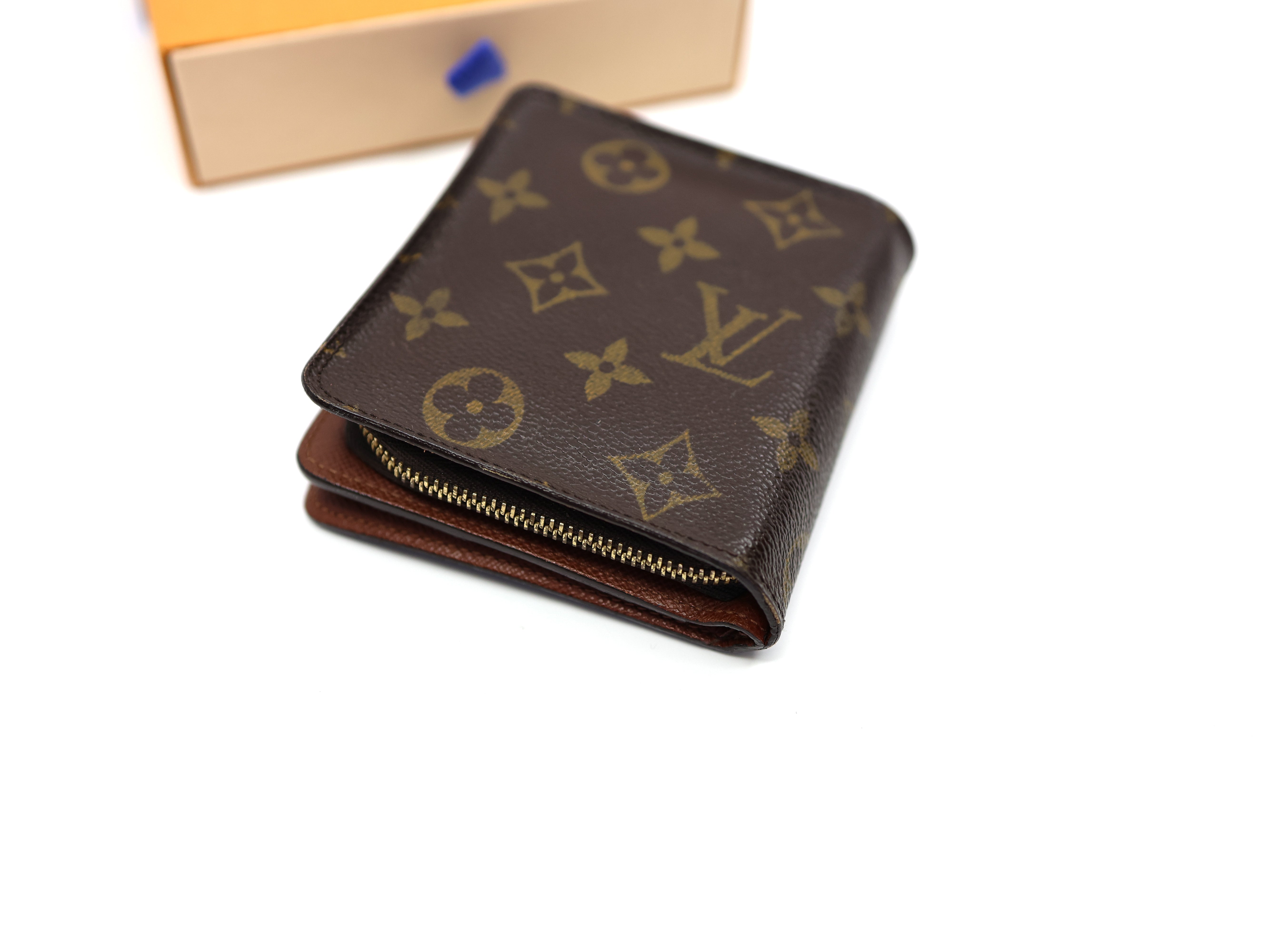 Louis Vuitton Compact Zippe Wallet Monogram Canvas