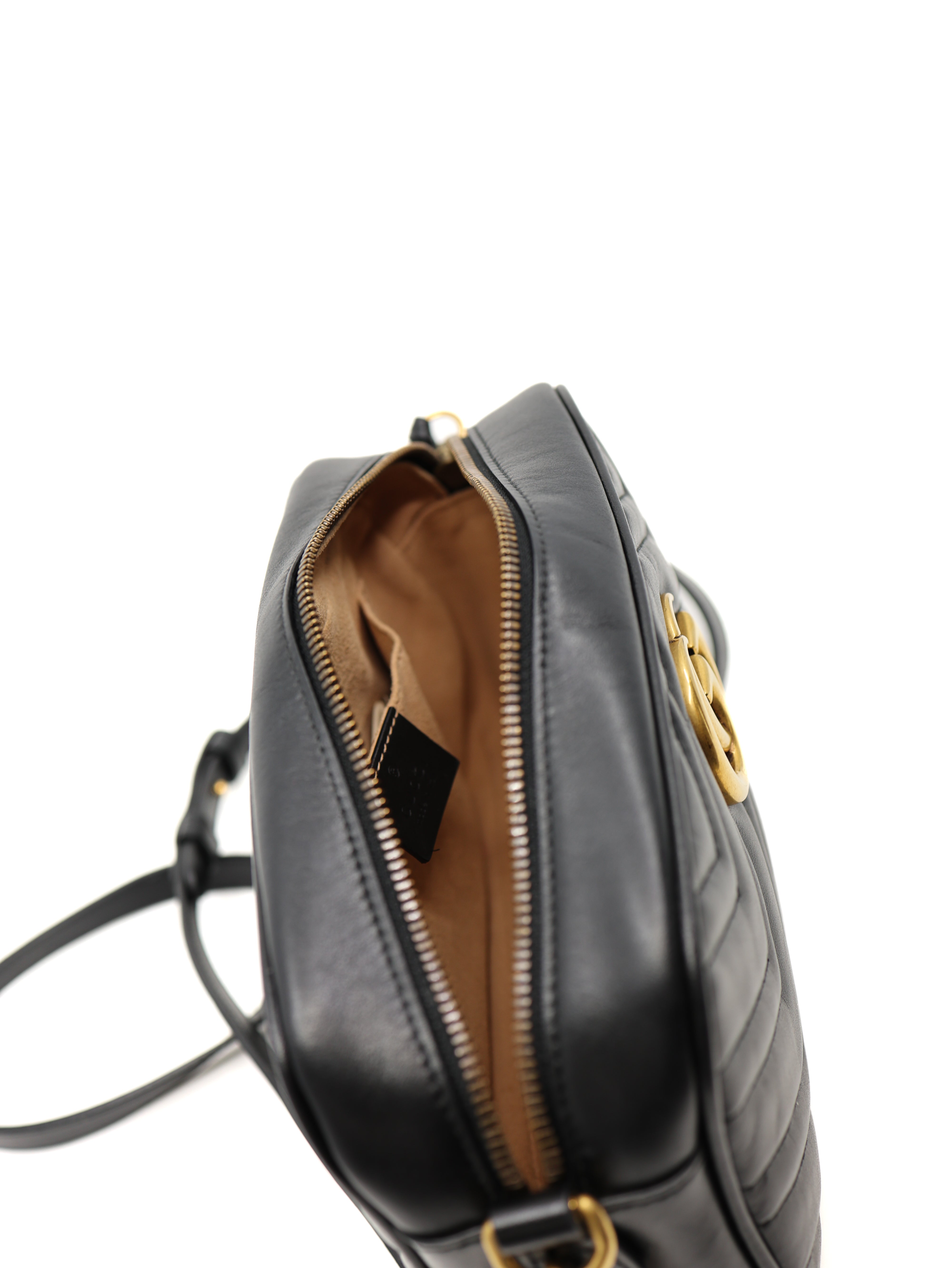 Gucci GG Marmont Chain Shoulder Bag Black Calfskin Matelasse Small