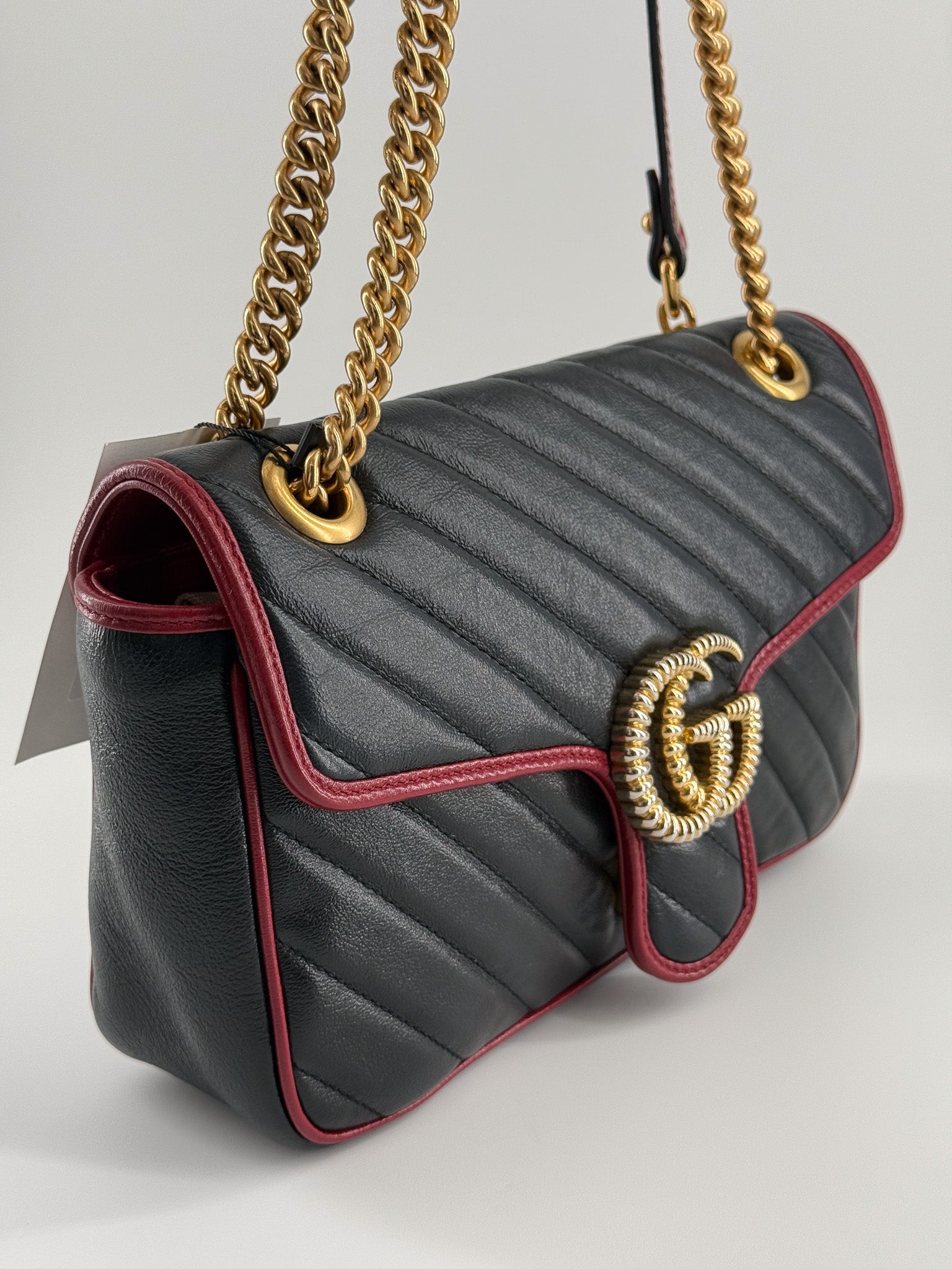 Gucci GG Marmont Shoulder Bag Black Romantic Cherry Small