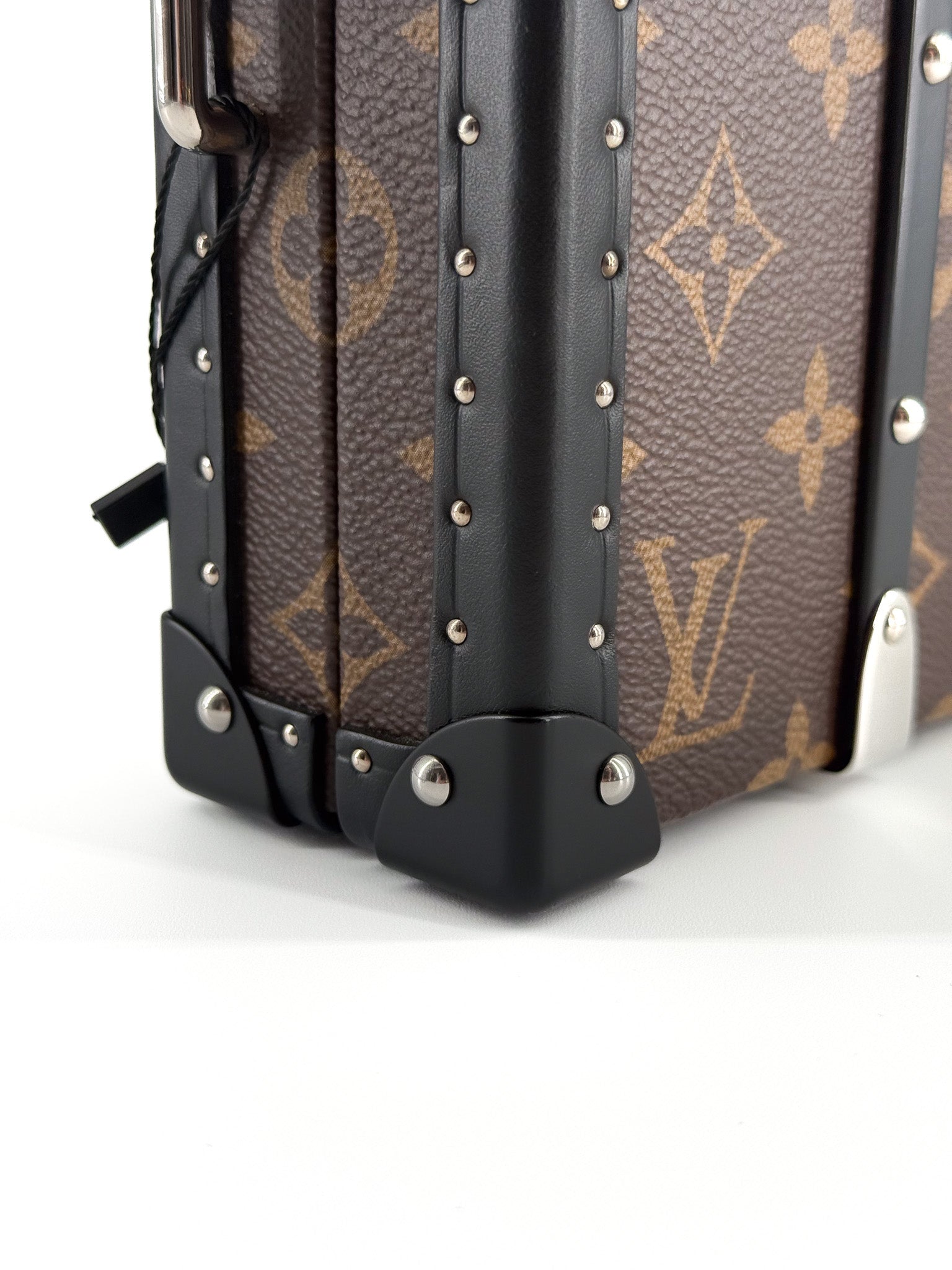 Louis Vuitton Monogram Macassar Neo Wallet Trunk
