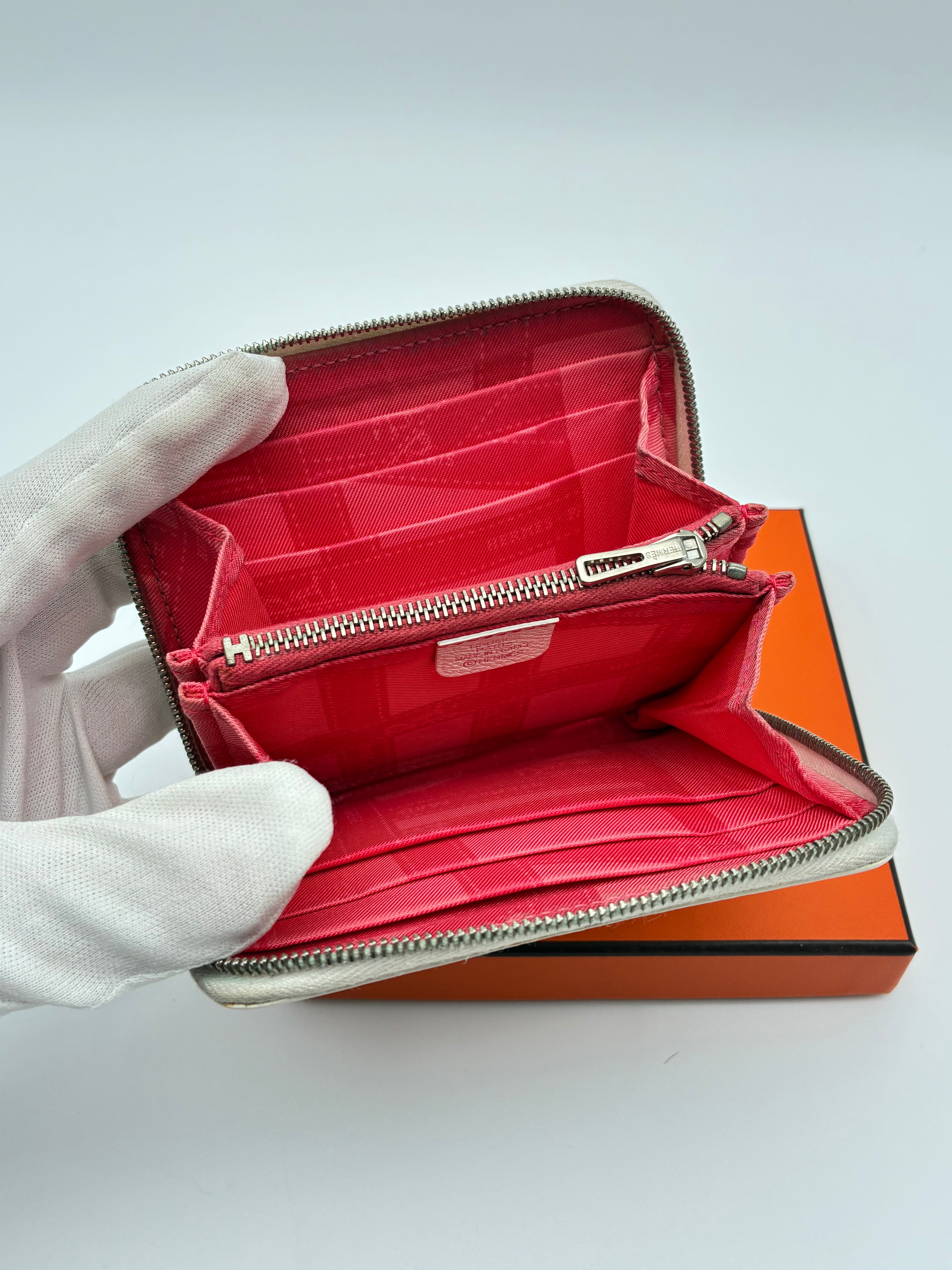 Hermes Silk'In Compact wallet Epsom White