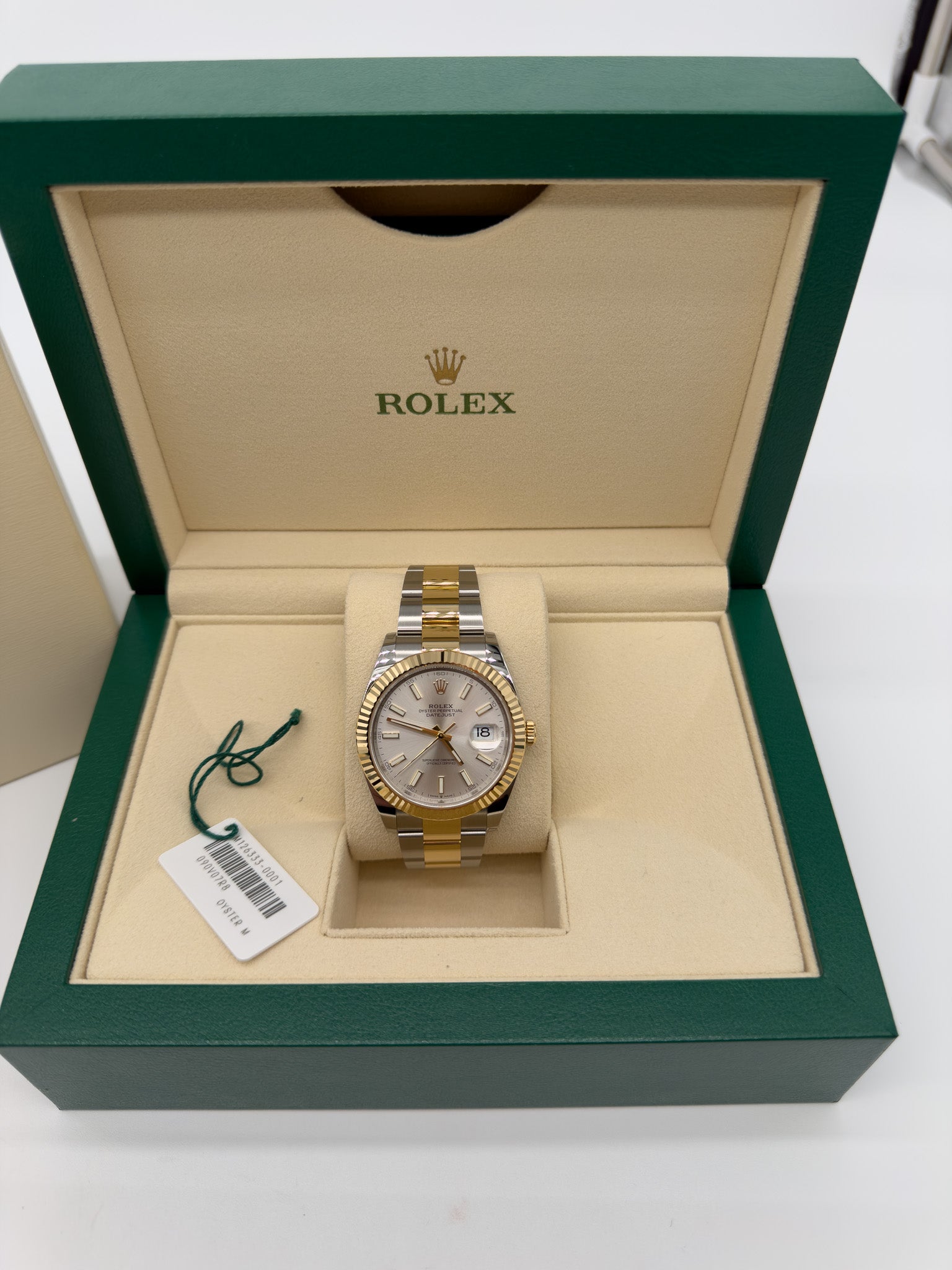 Rolex Datejust 41 Steel Yellow Gold Silver Dial Oyster 126333