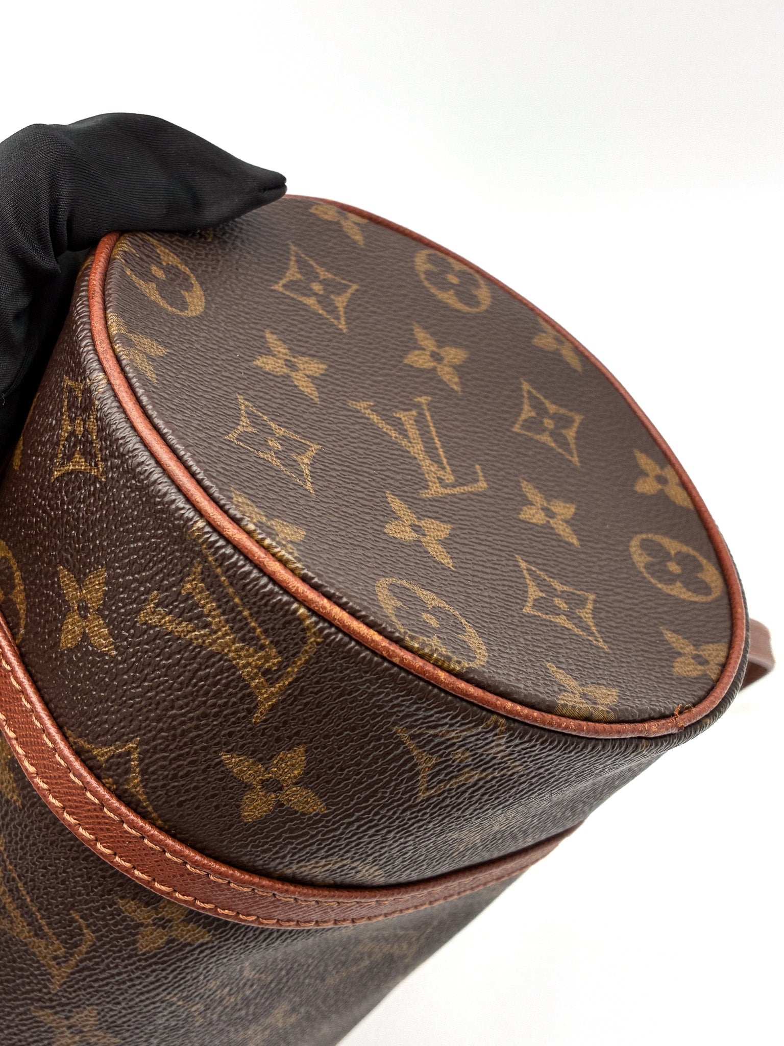 Louis Vuitton Monogram Papillon 26 Handbag Vintage