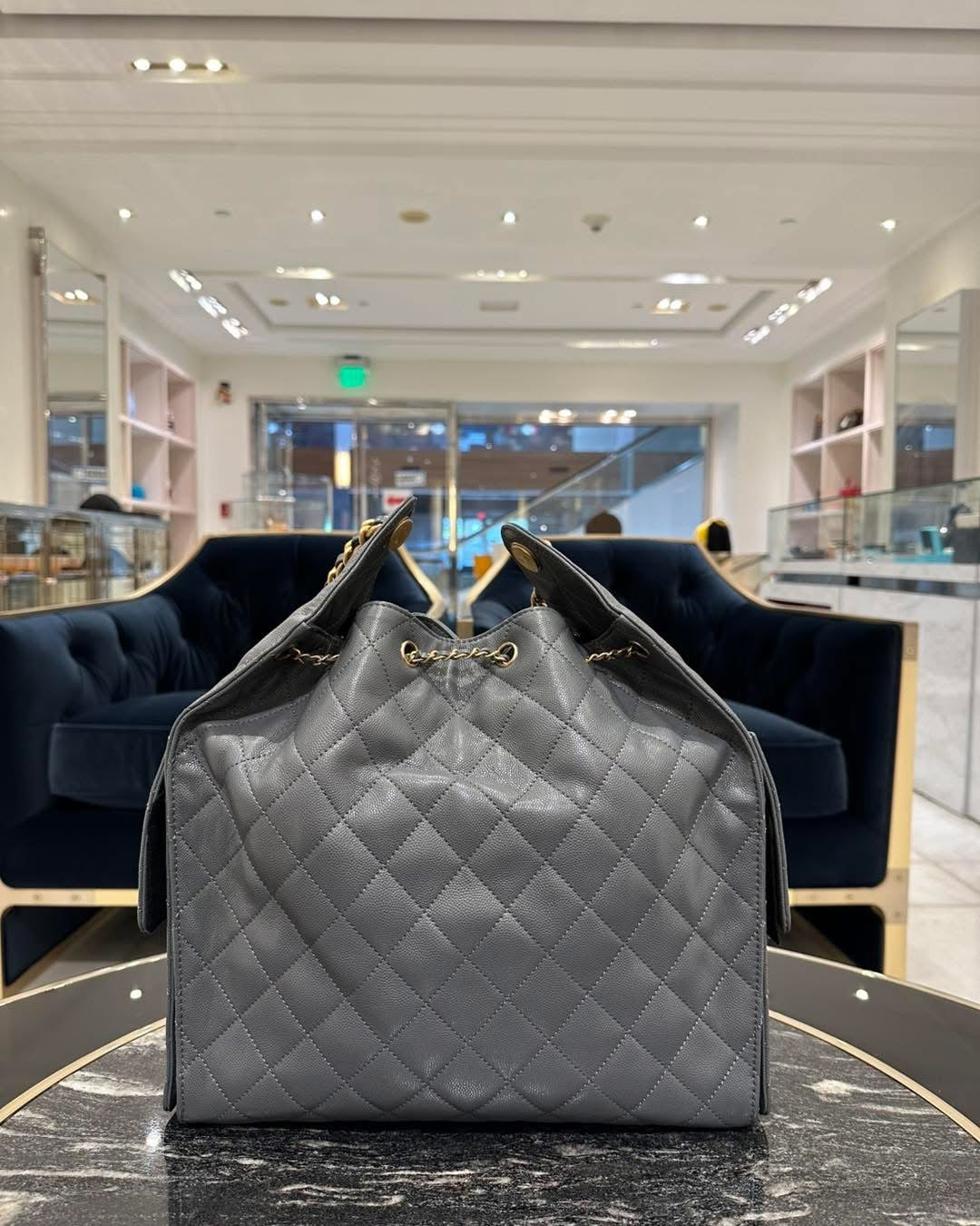 Chanel 25 Medium hobo Bag Dark Grey Caviar GHW