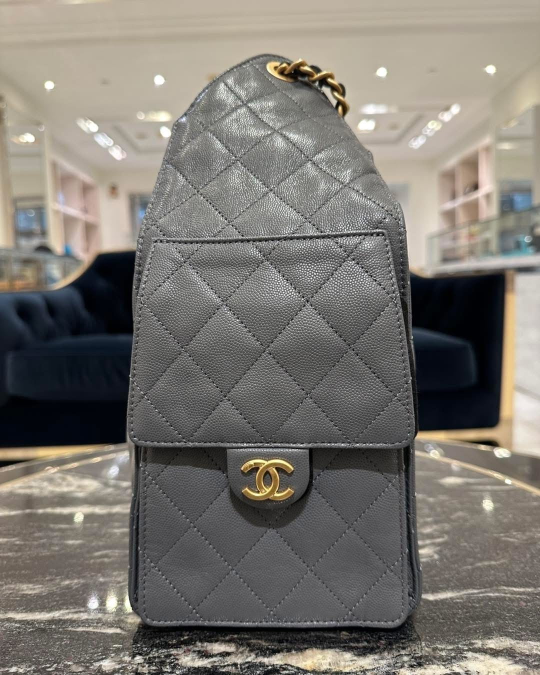 Chanel 25 Medium hobo Bag Dark Grey Caviar GHW