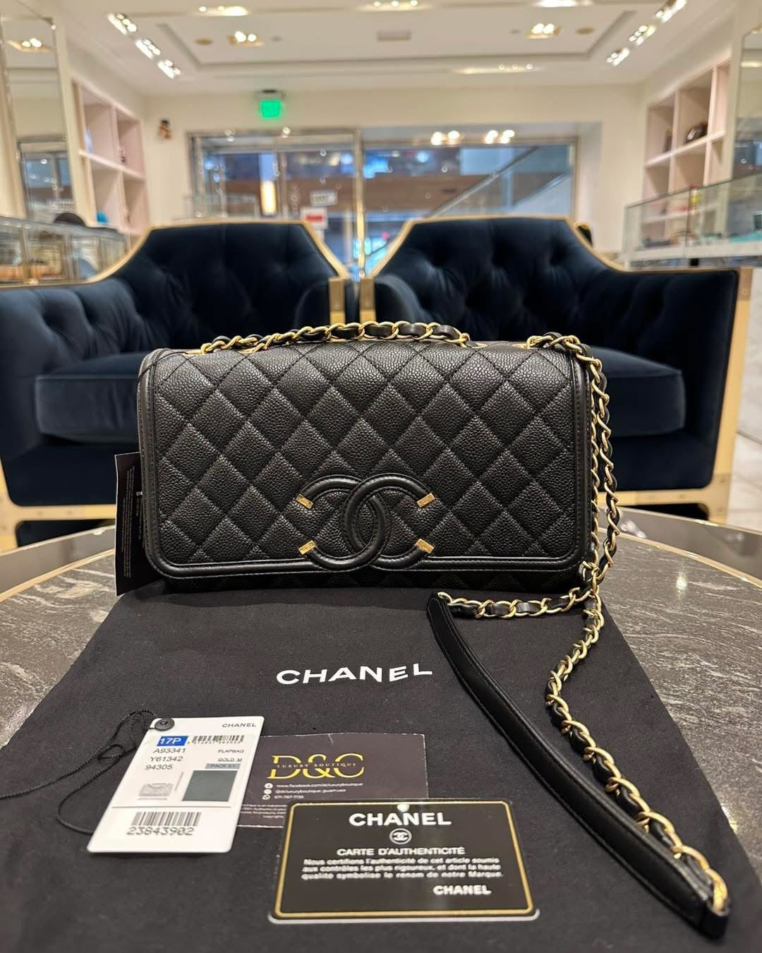 Chanel  Caviar Quilted Medium CC Filigree Flap Black