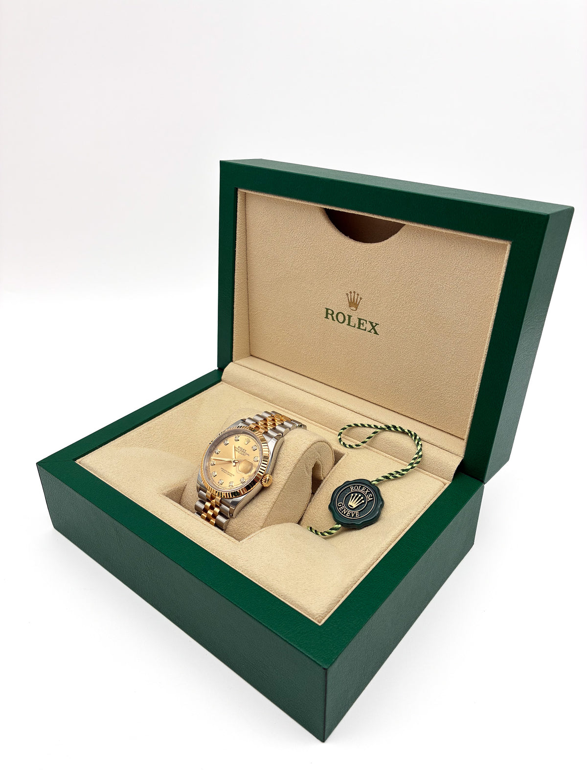 Rolex Datejust Two-Toned YellowGold fluted bezel 36mm jubilee bracelet