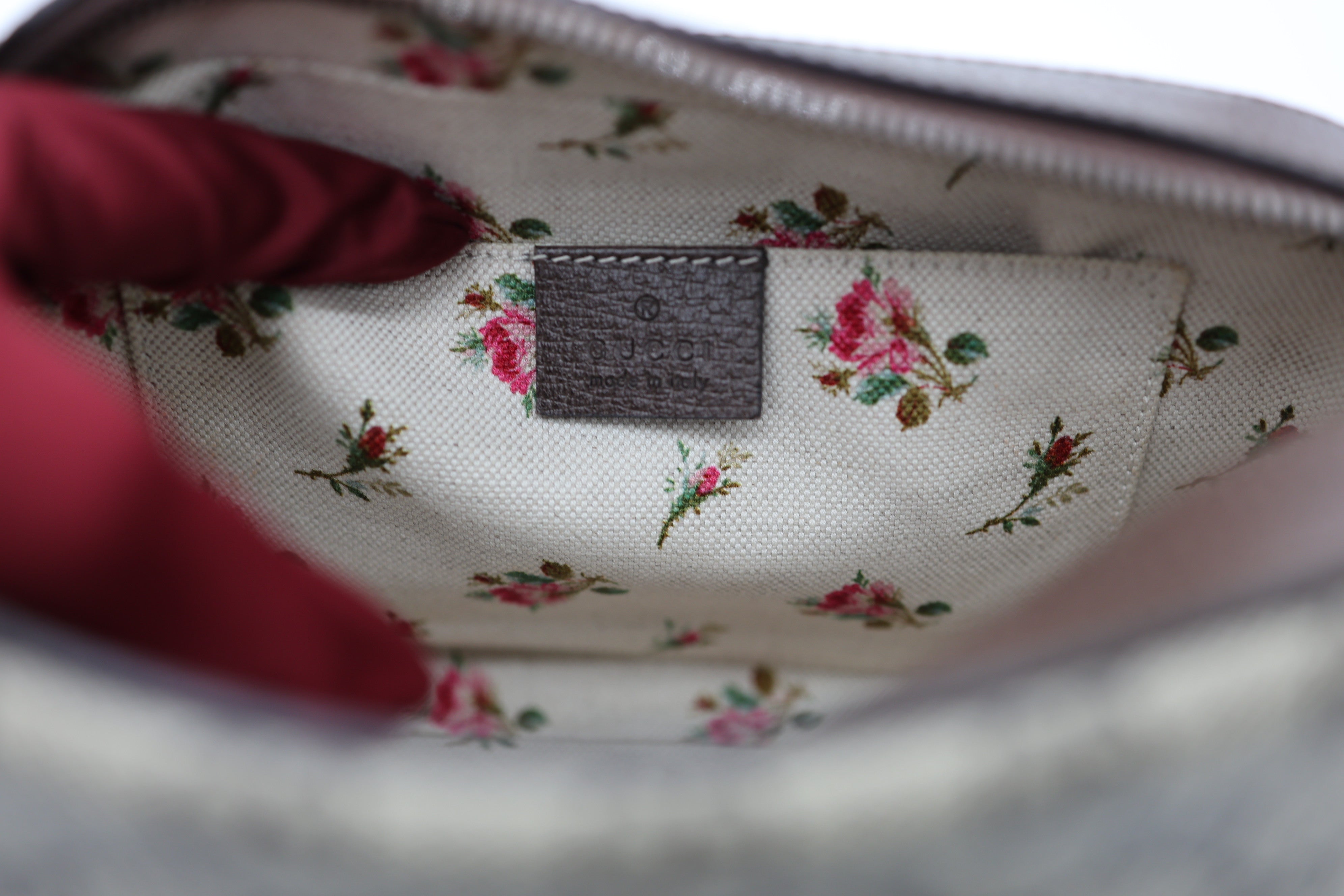 Gucci GG Supreme Monogram Web Neo Vintage Shoulder Camera Bag