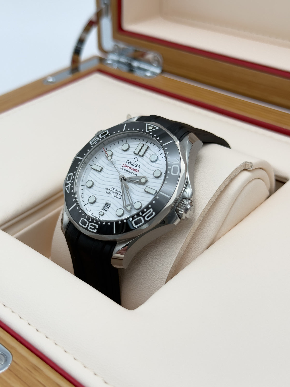 Omega Seamaster Diver 300 M rubber