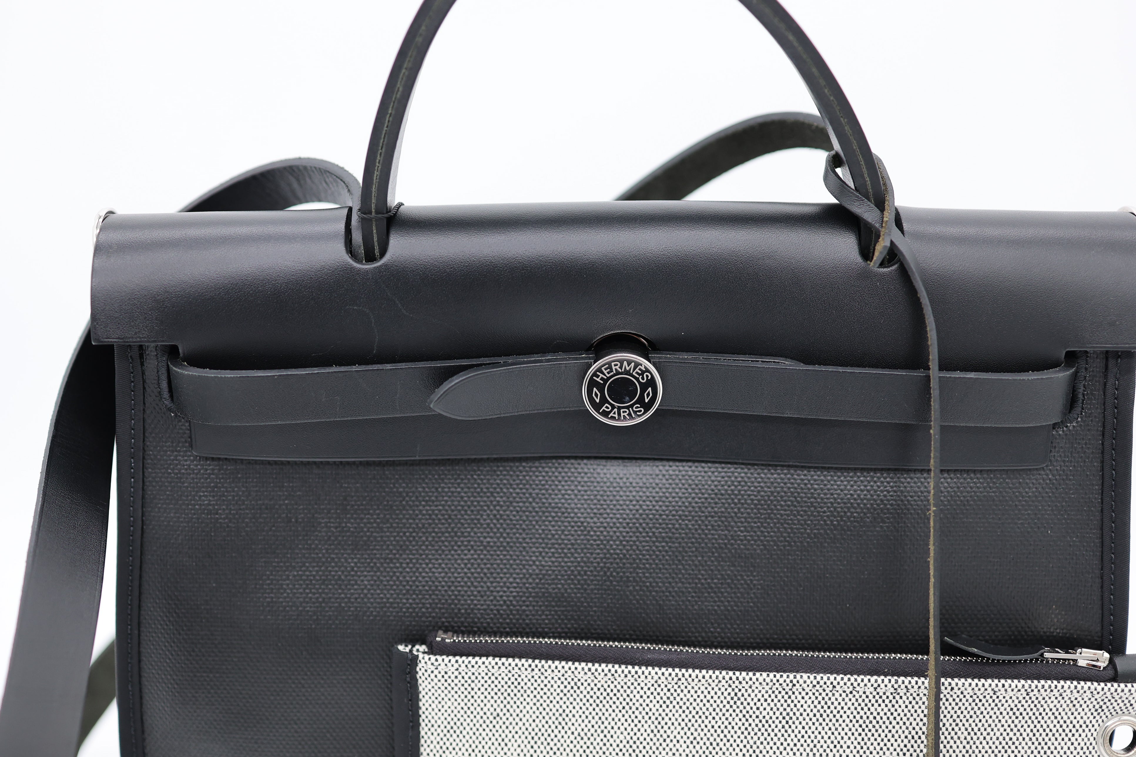 Hermes Toile H Berline Vache Hunter Herbag Zip PM 31 Black Ecru