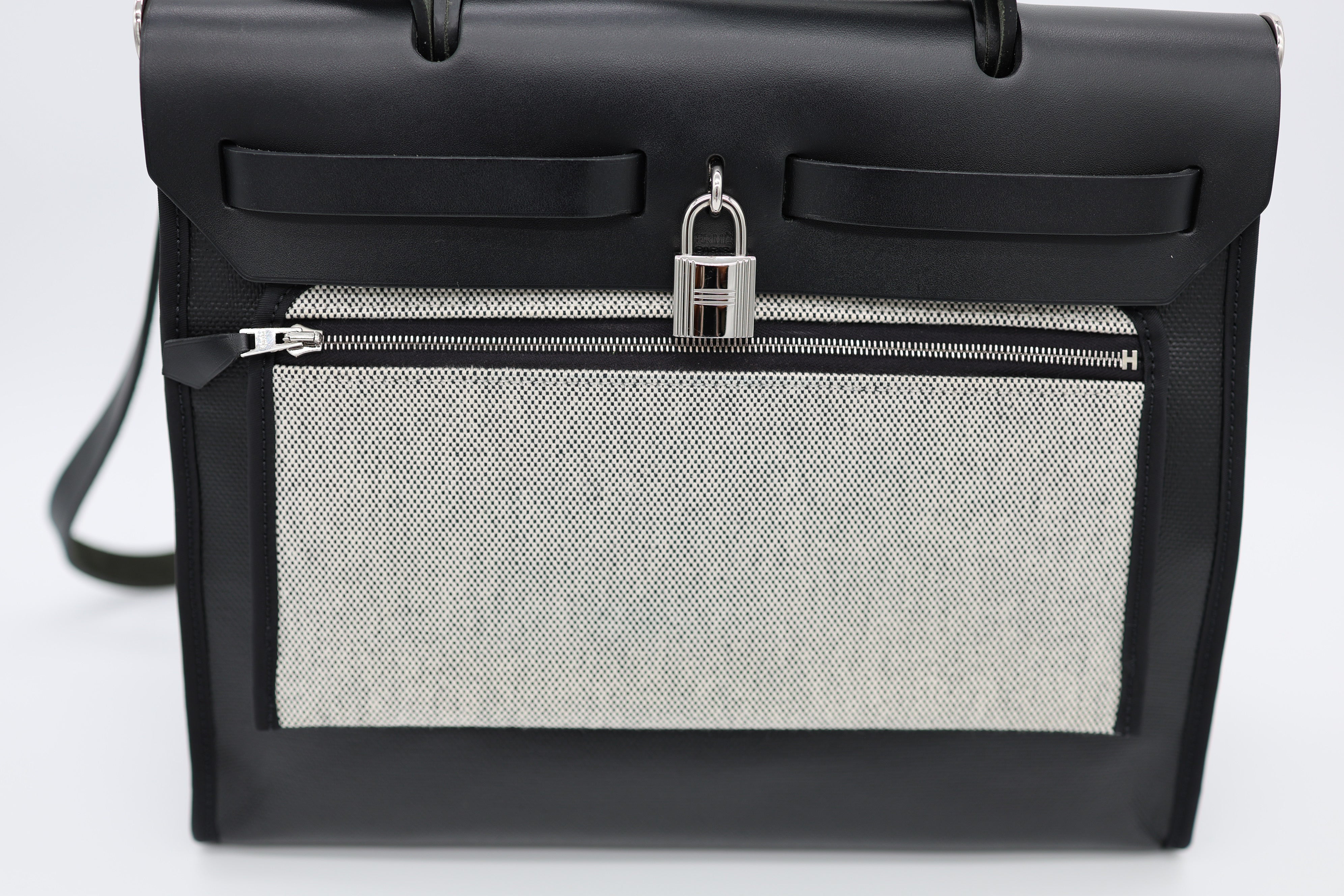 Hermes Toile H Berline Vache Hunter Herbag Zip PM 31 Black Ecru