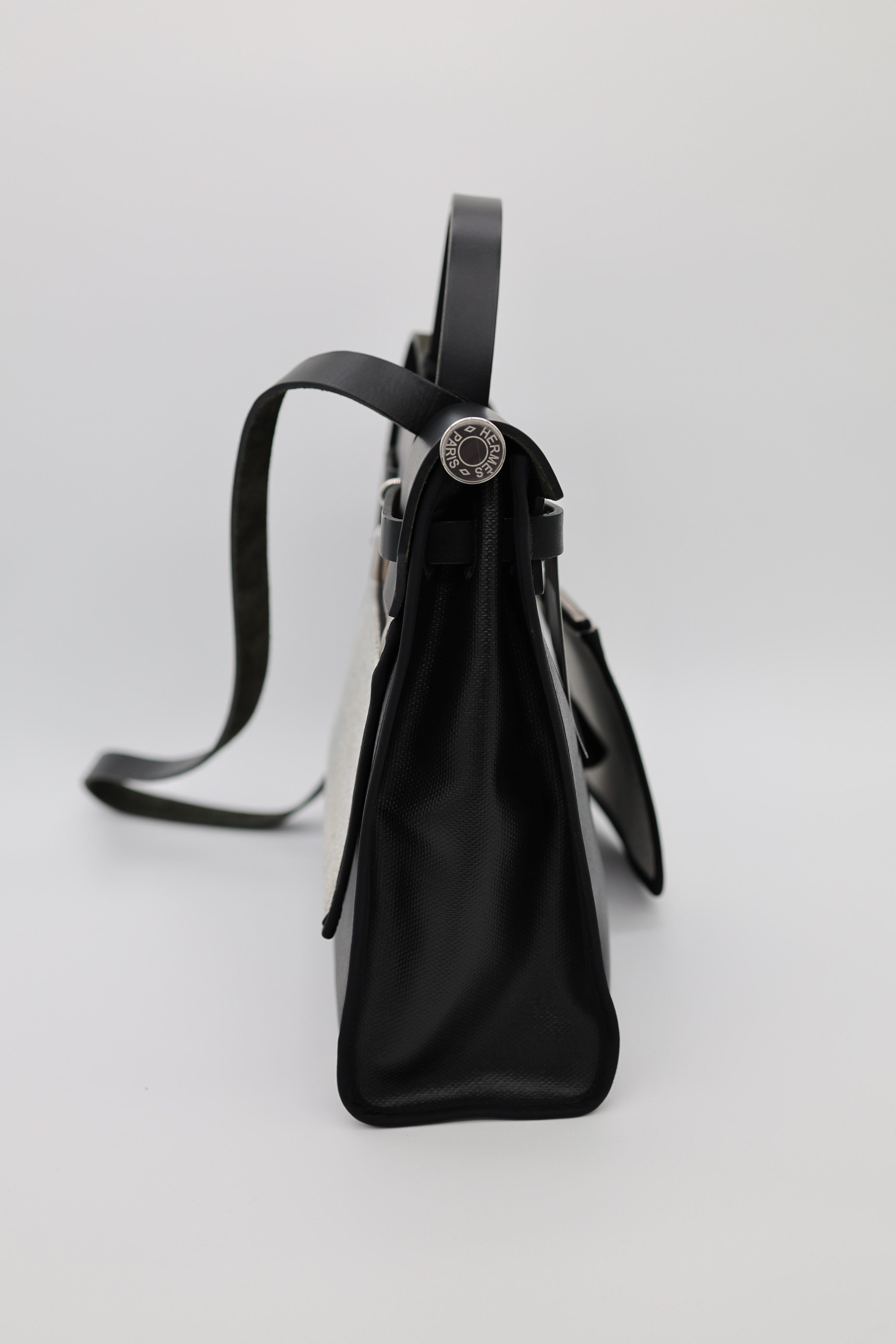 Hermes Toile H Berline Vache Hunter Herbag Zip PM 31 Black Ecru