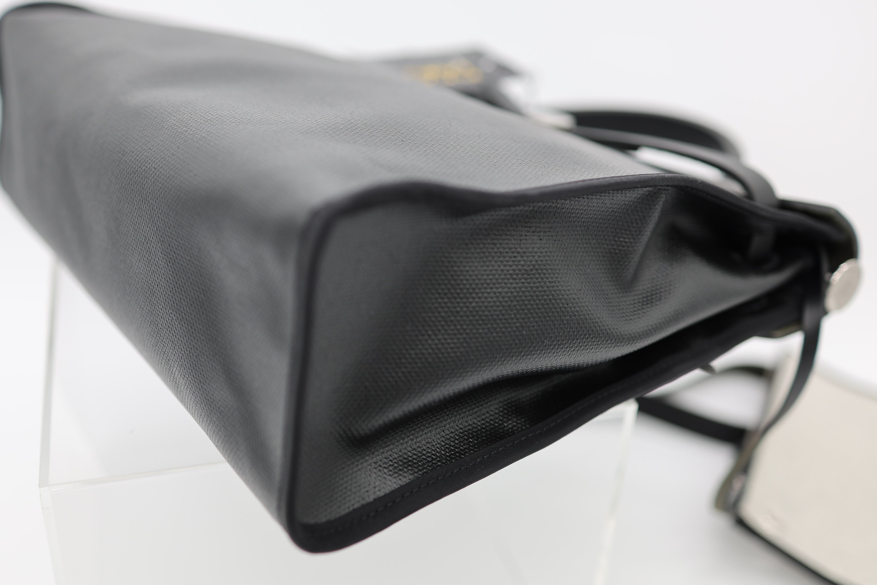 Hermes Toile H Berline Vache Hunter Herbag Zip PM 31 Black Ecru