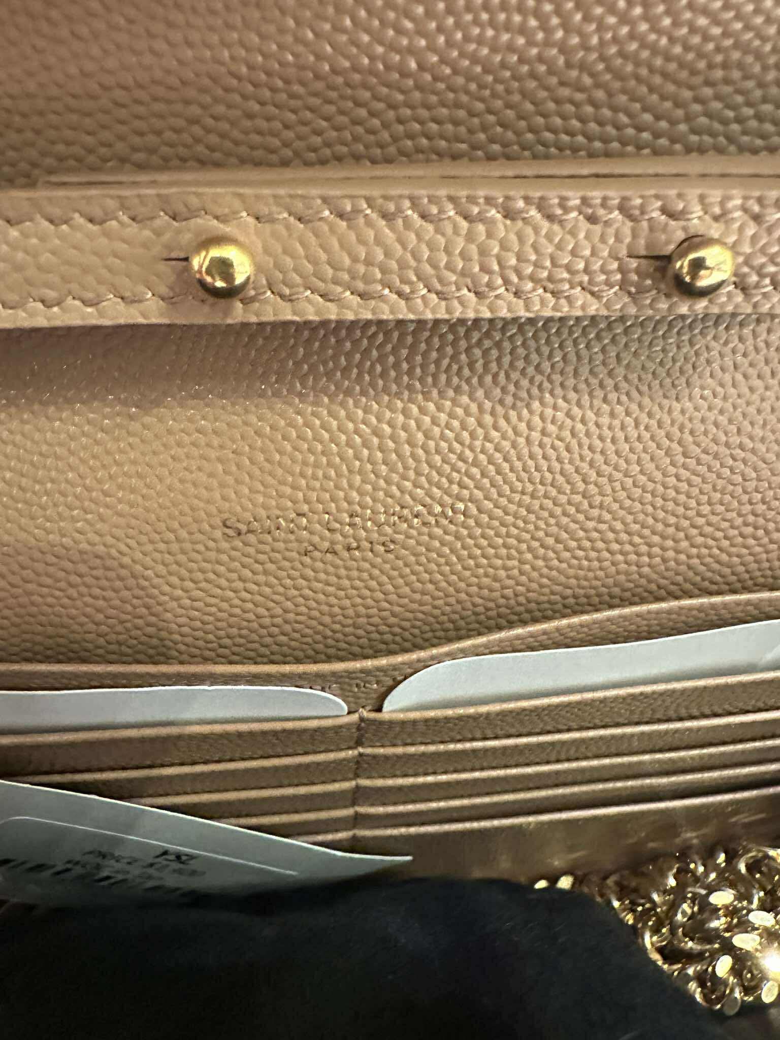 Saint Laurent Portefeuille enveloppe leather handbag