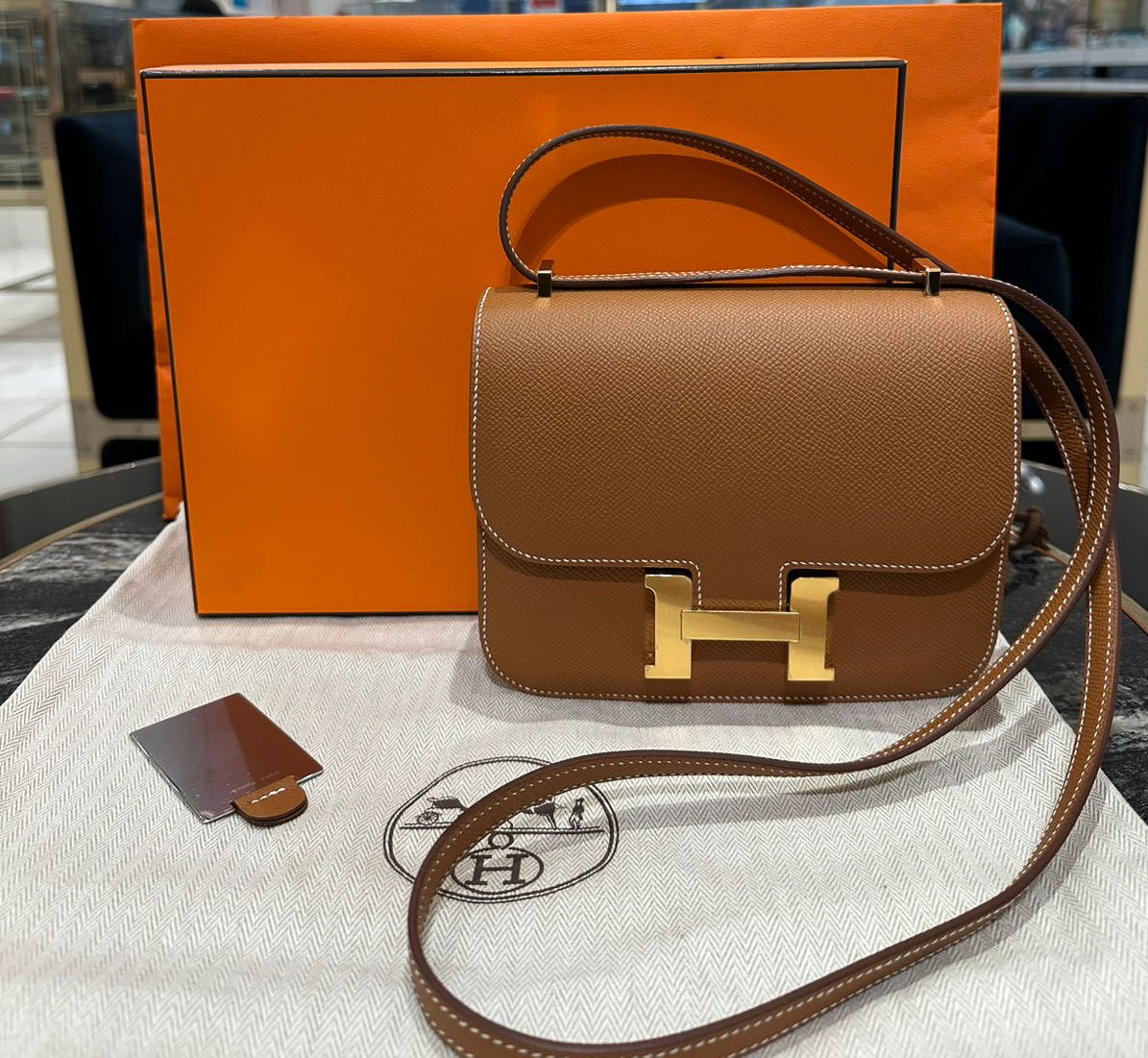 Hermes  Epsom Constance 18 Gold