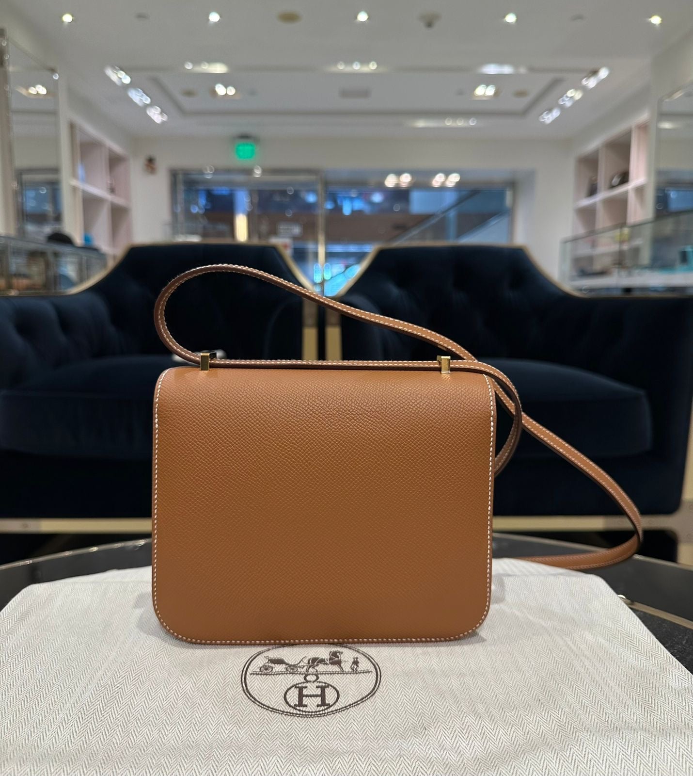 Hermes  Epsom Constance 18 Gold