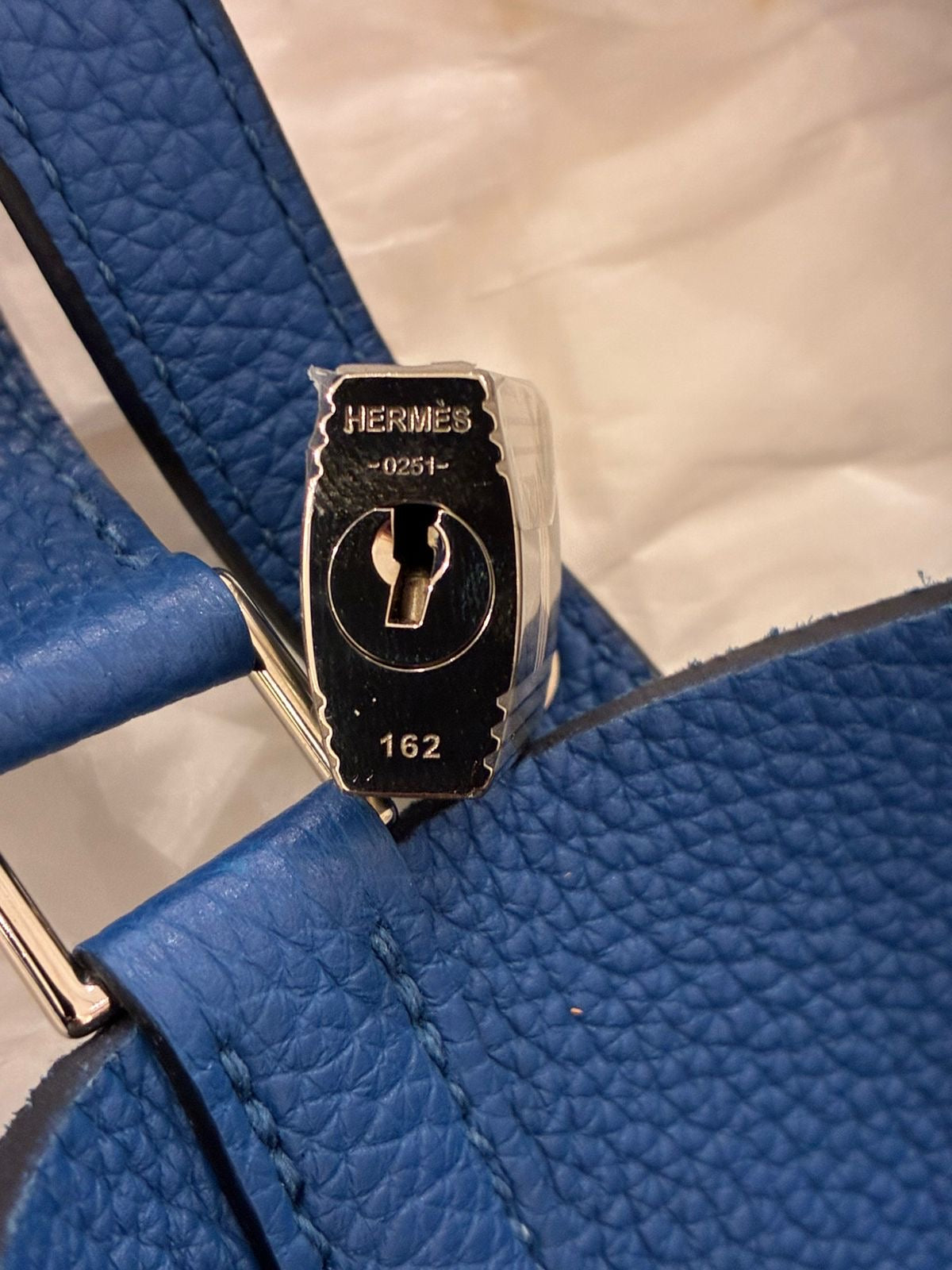 Hermes  Taurillon Clemence Picotin Lock 22 Bleu SHW