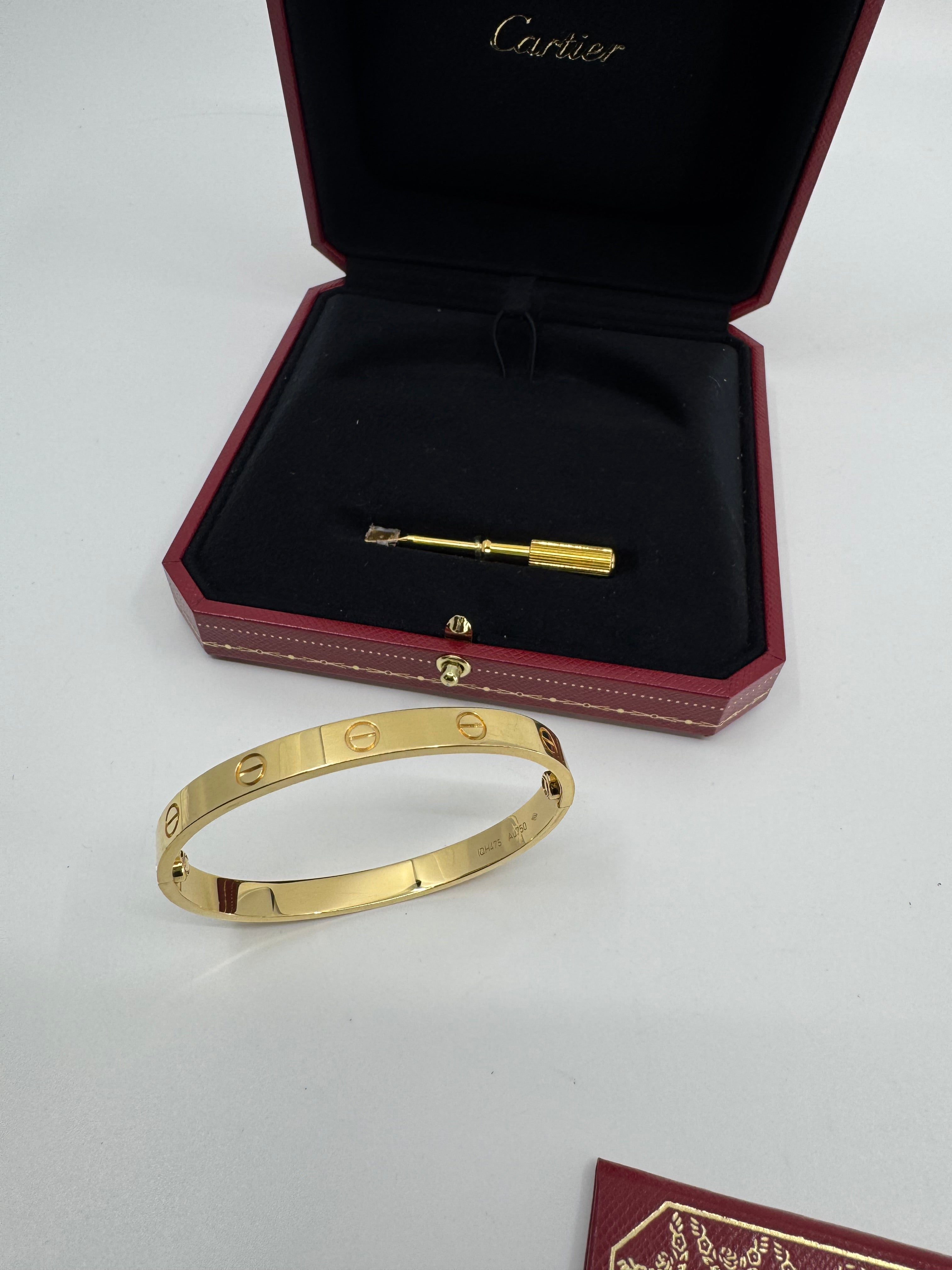 Cartier Love Bracelet 18k Gold Size 17
