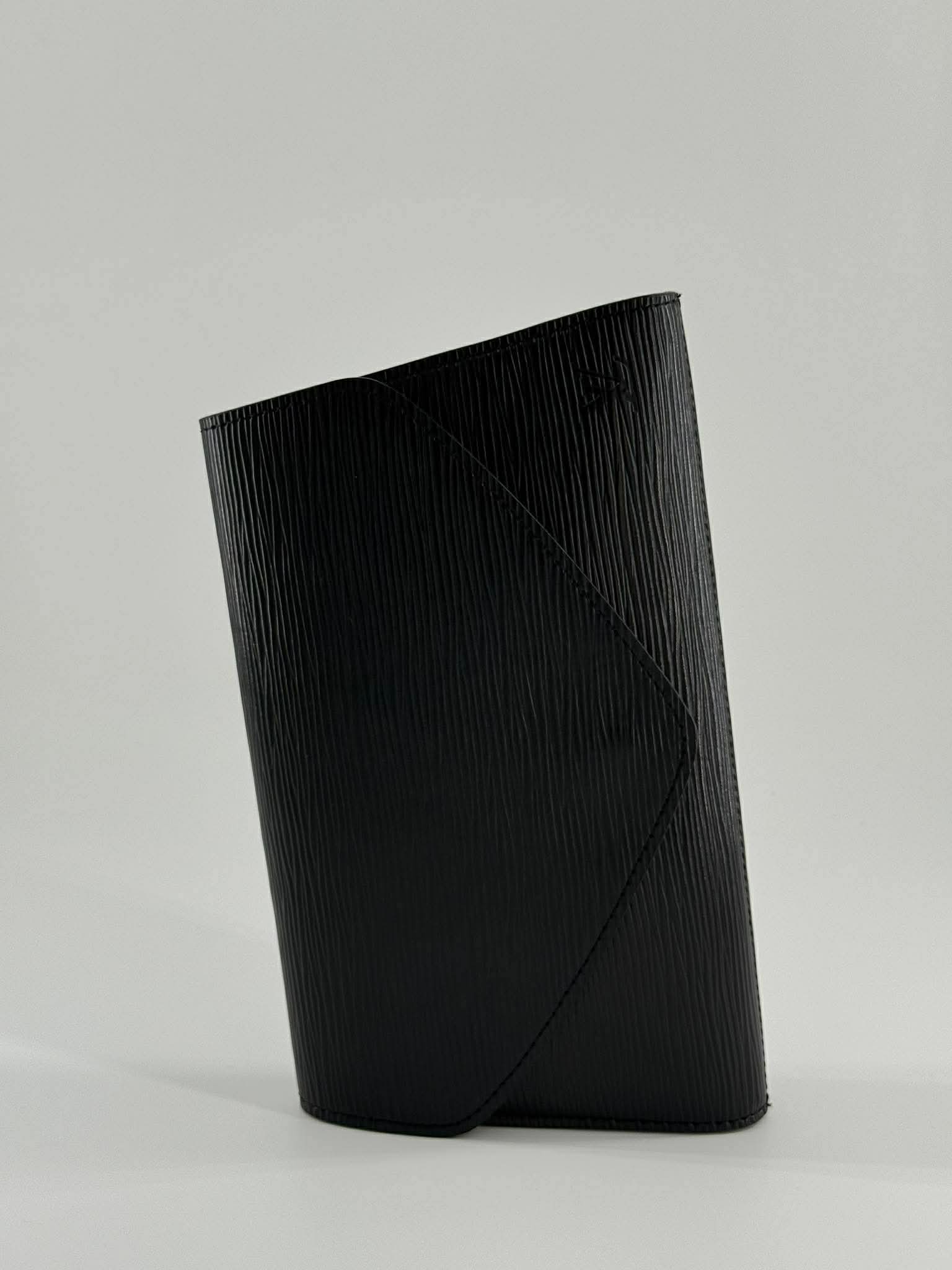 Louis Vuitton Pouch Epi black