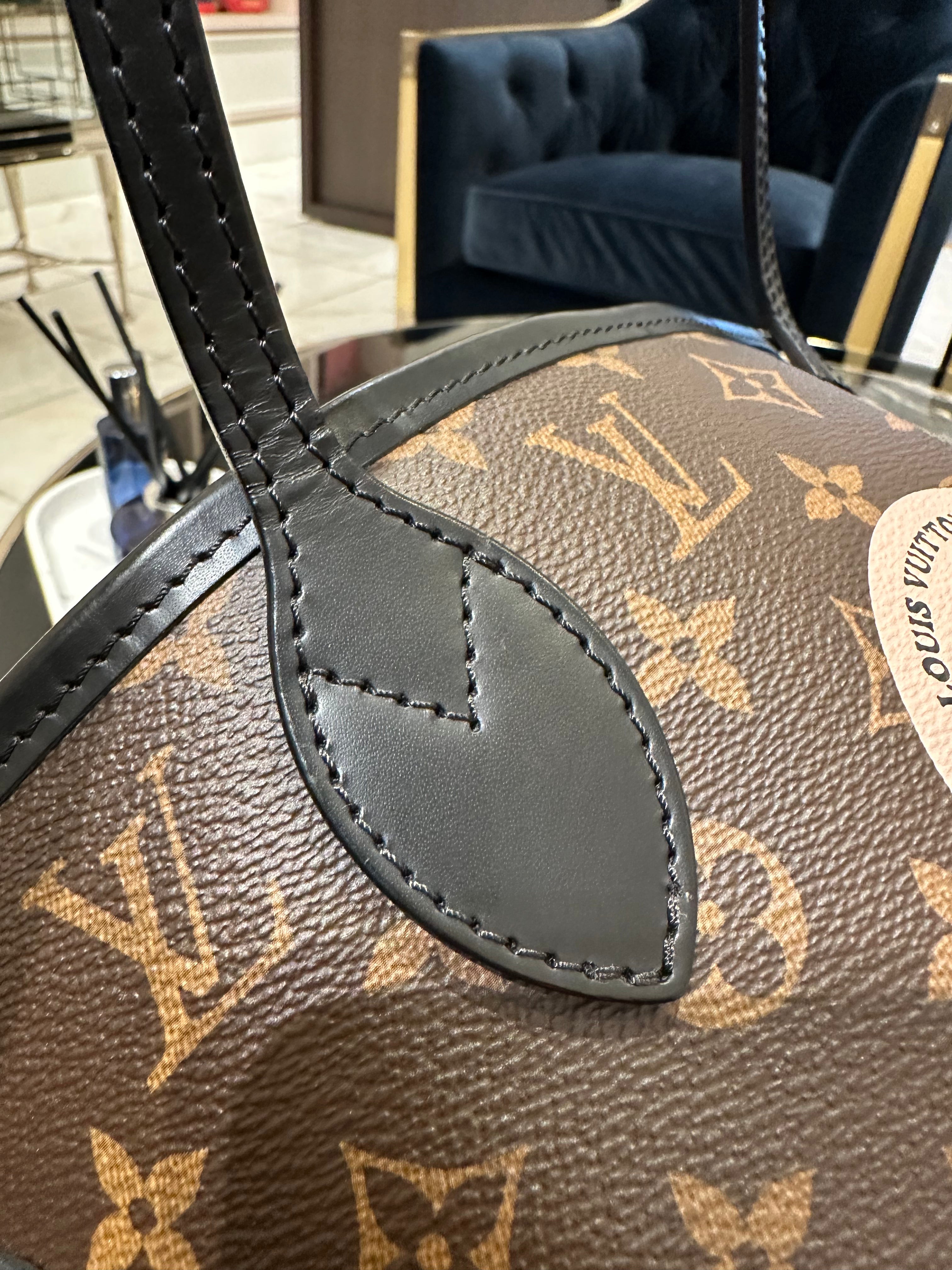 Louis Vuitton Neverful World Tour MM Monogram