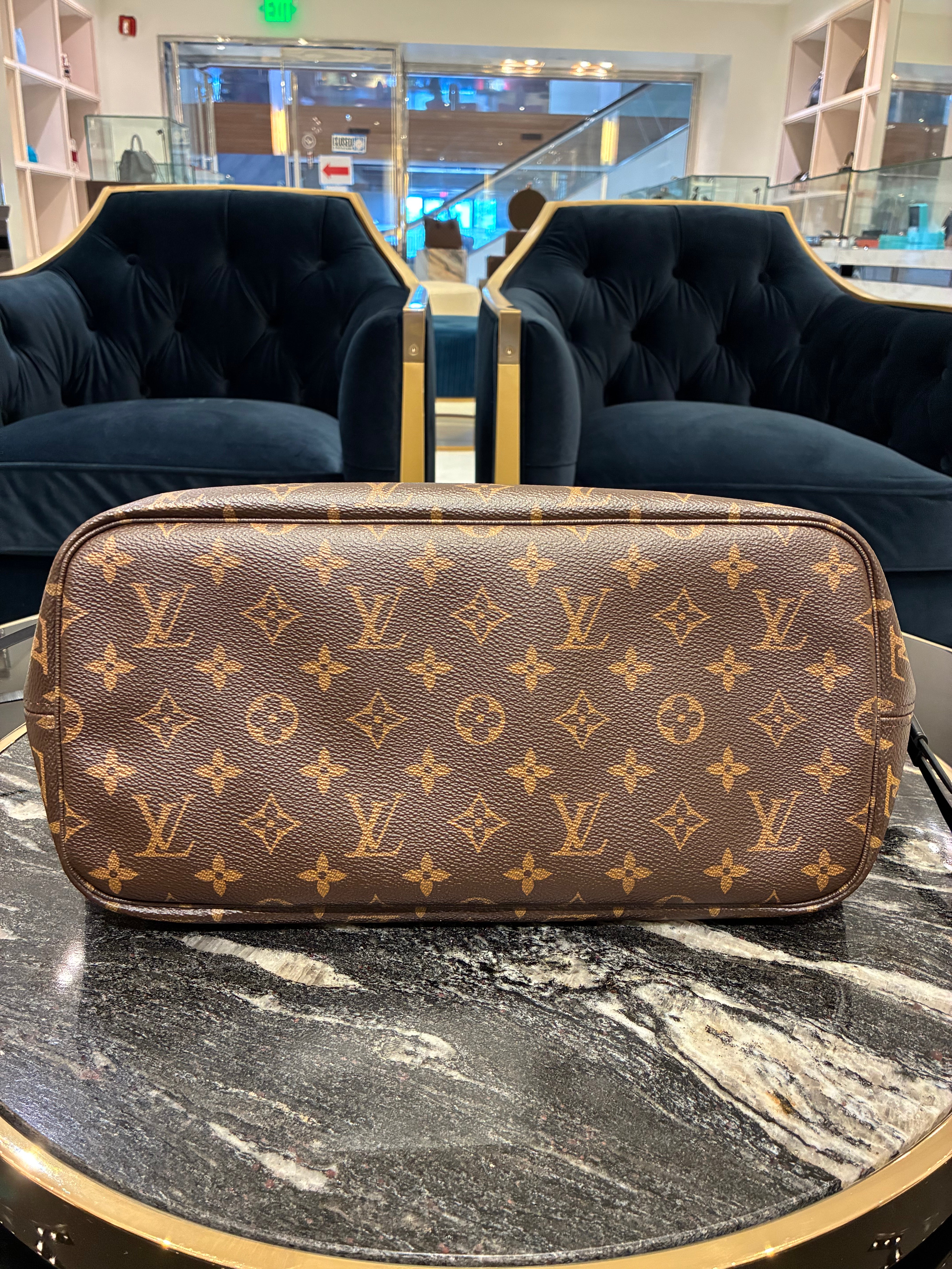 Louis Vuitton Neverful World Tour MM Monogram