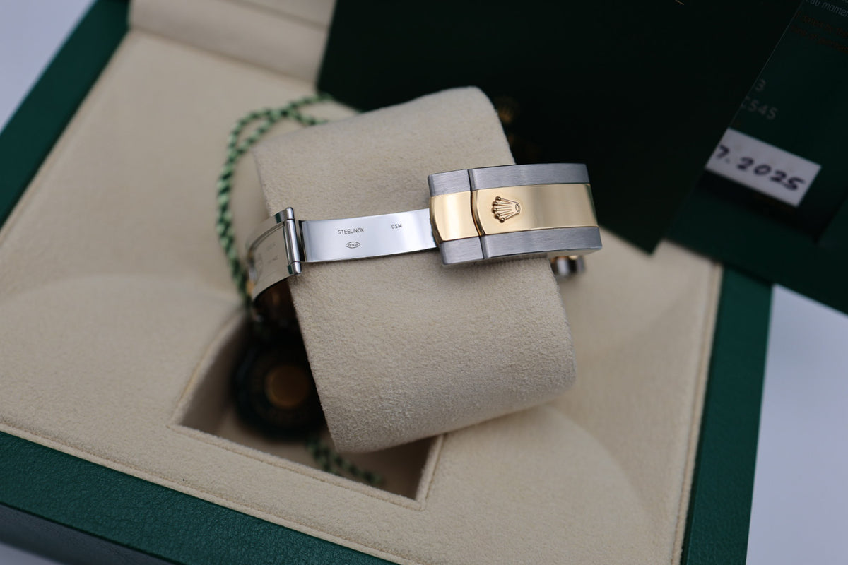 Rolex Datejust Two-Toned YellowGold fluted bezel 36mm jubilee bracelet