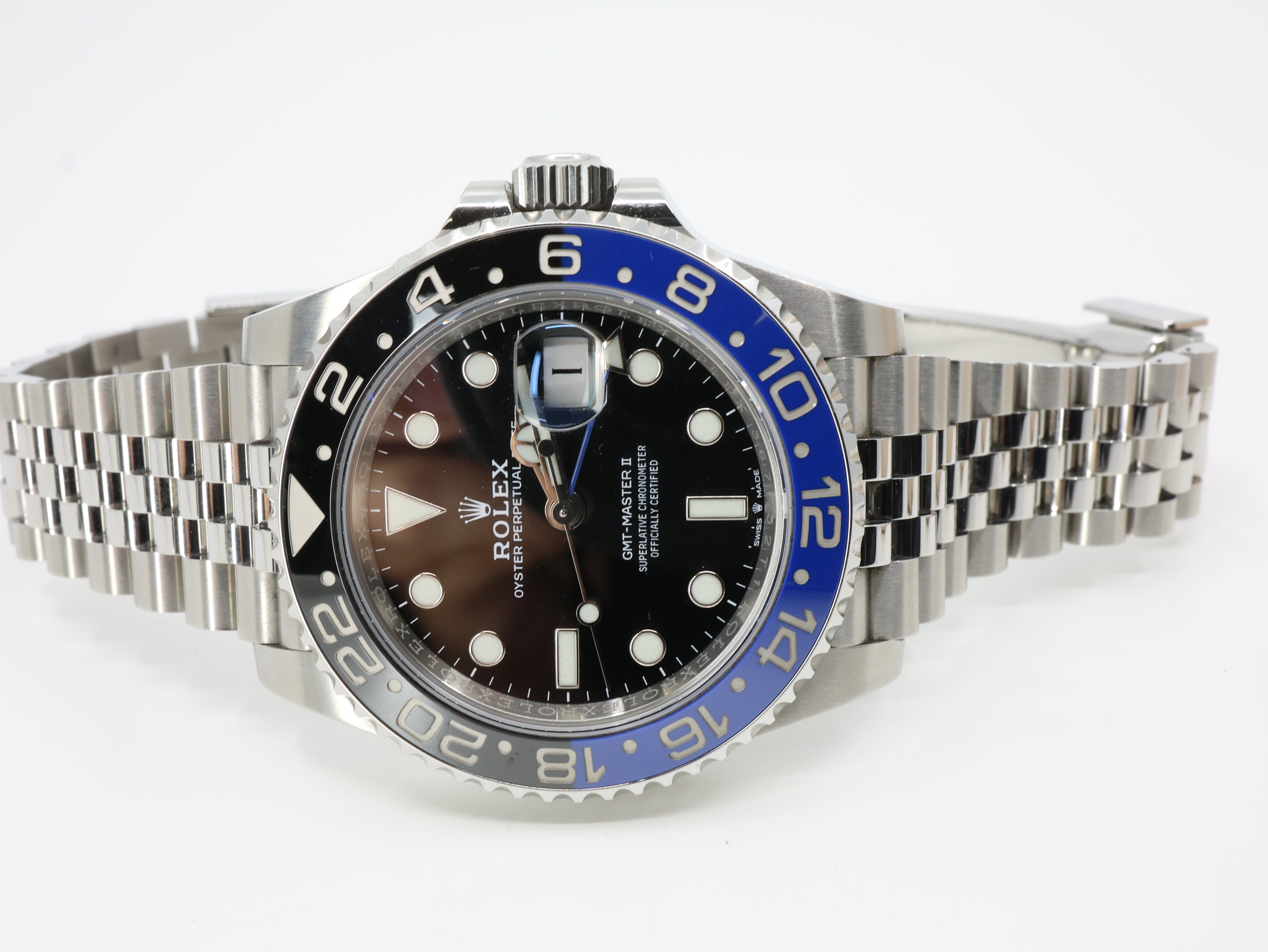 Rolex GMT-Master II Batgirl Jubilee 126710 BLNR 40 mm