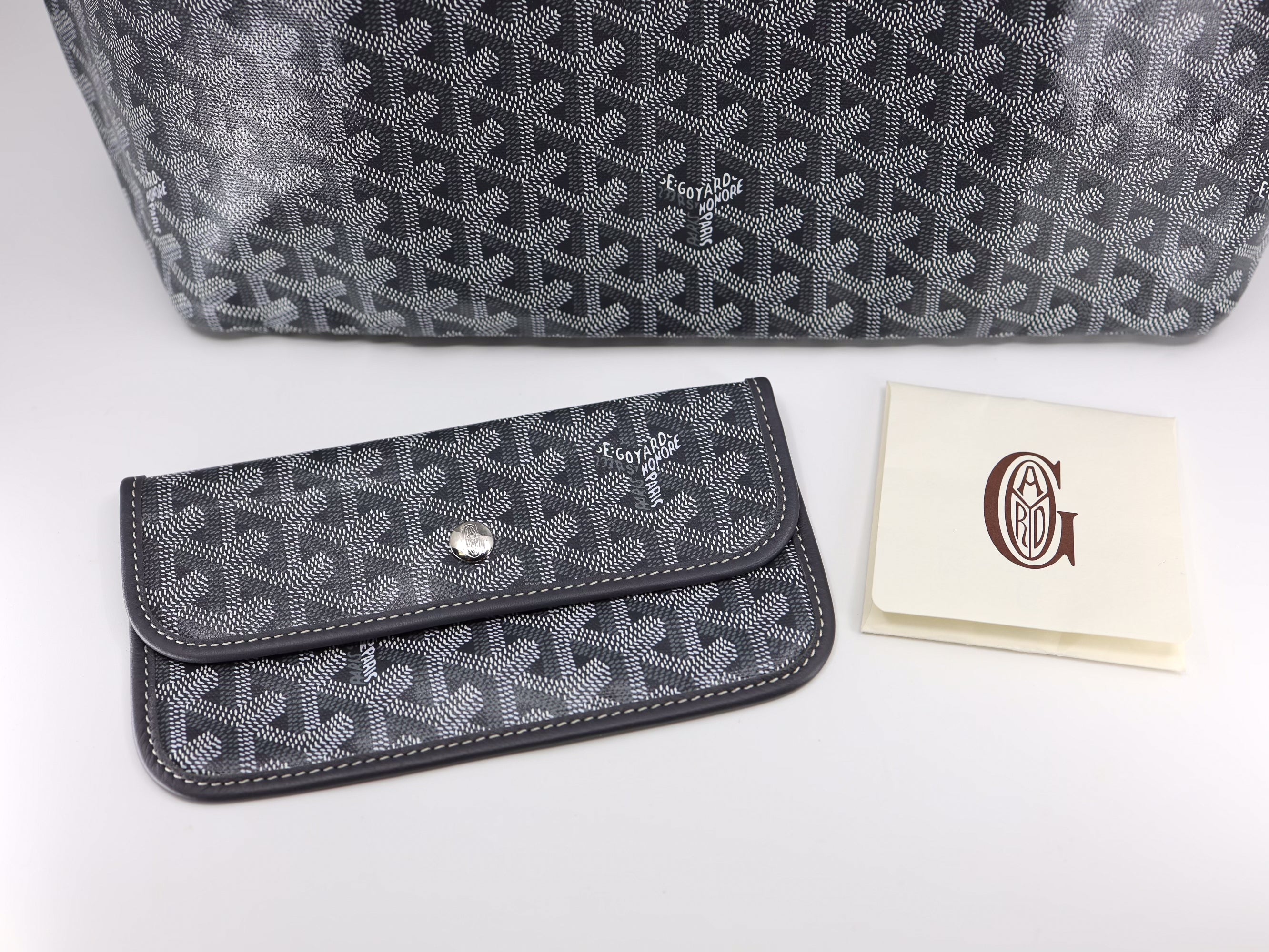 Goyard Saint Louis PM Grey