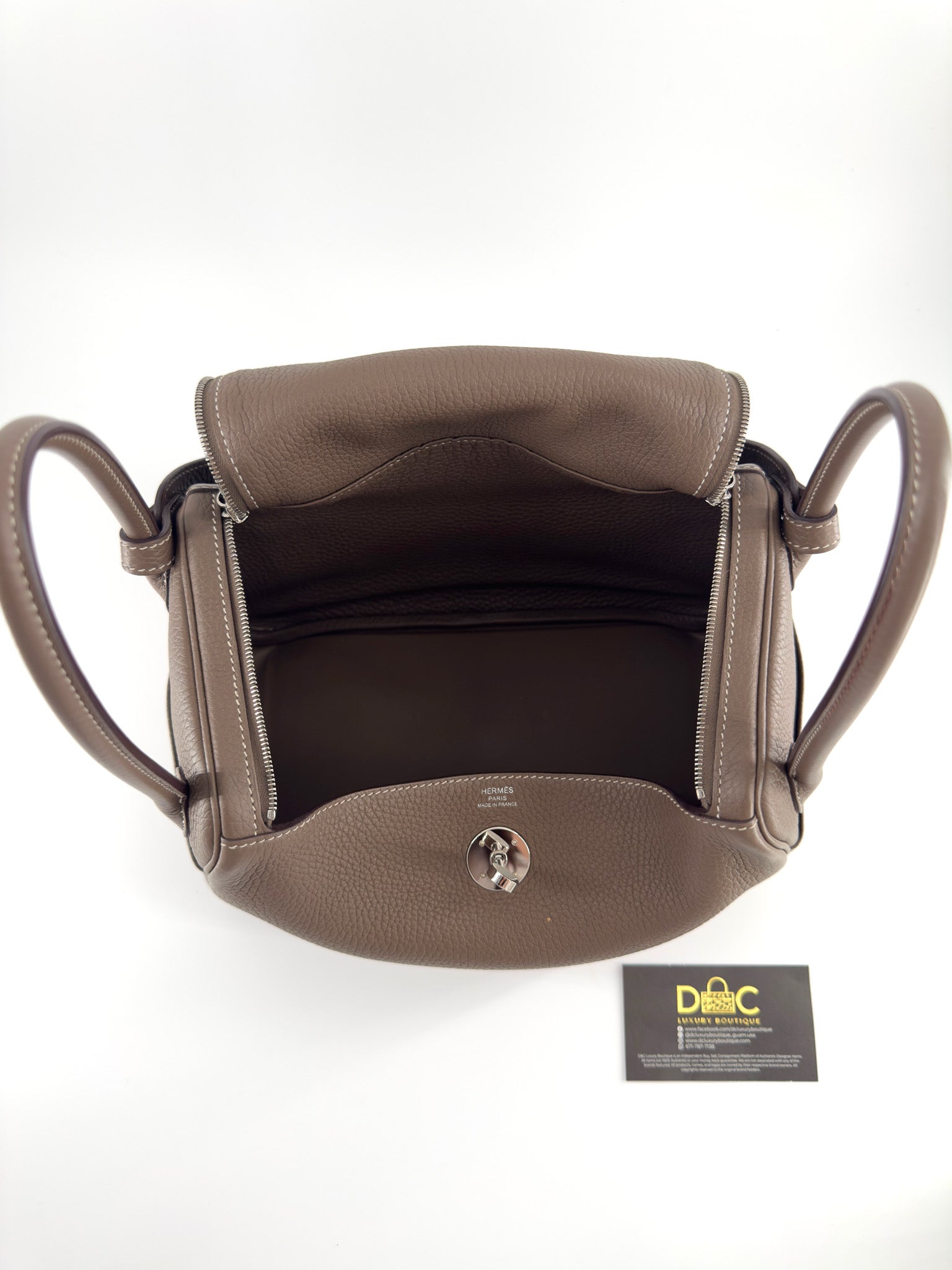 Hermes Lindy 26 shoulder bag Etoupe Clemence leather with palladium hardware